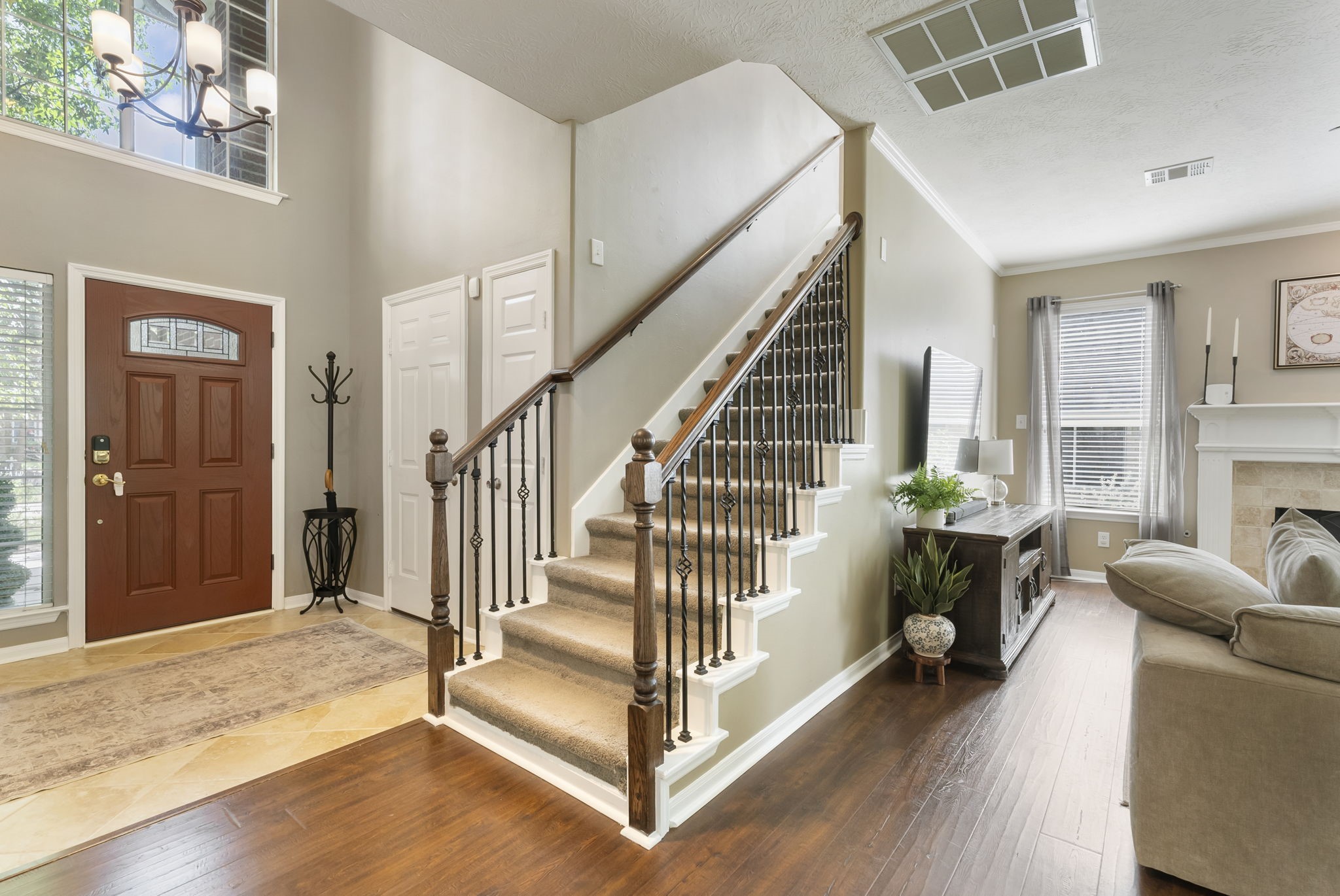 26 Almond Branch Place Property Photo 4
