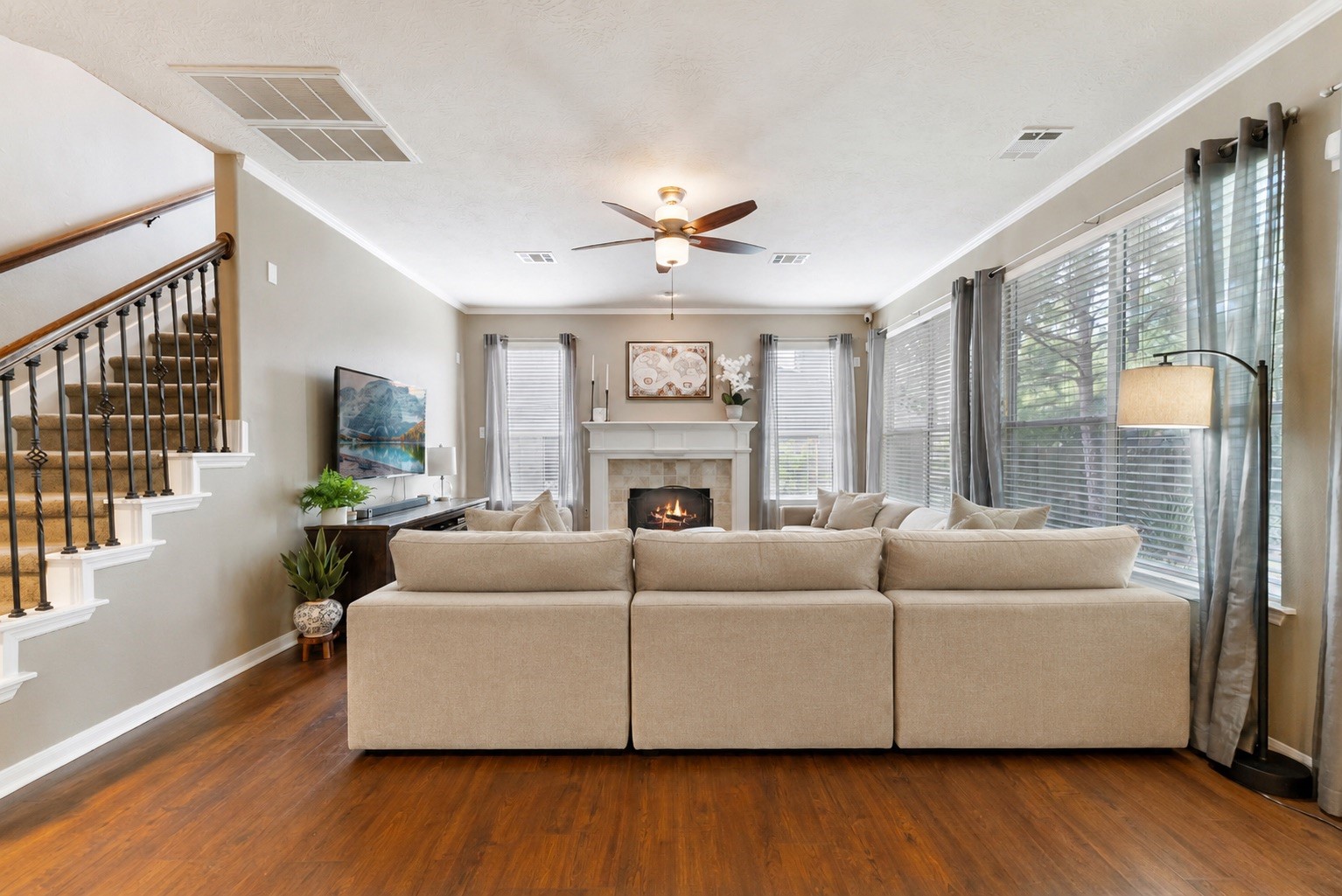 26 Almond Branch Place Property Photo 8