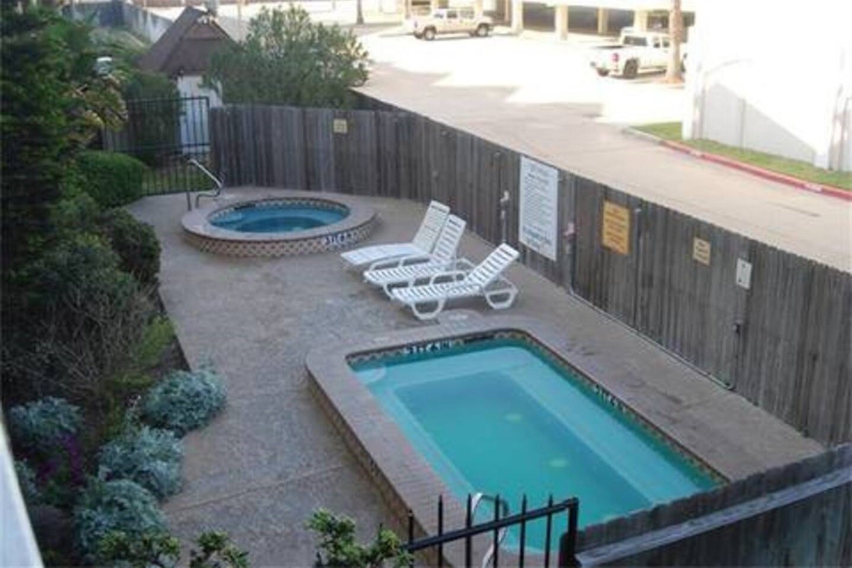 6300 Seawall Boulevard 9209 Property Photo 25