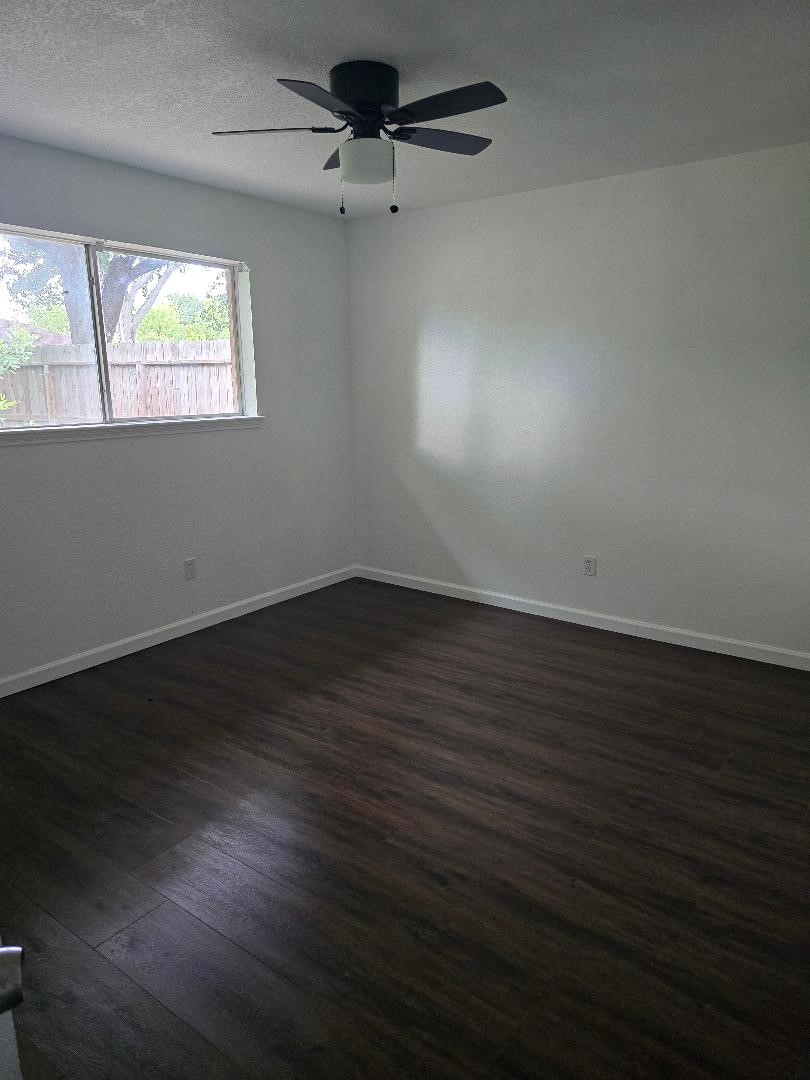 13630 Greenway Drive Property Photo 8