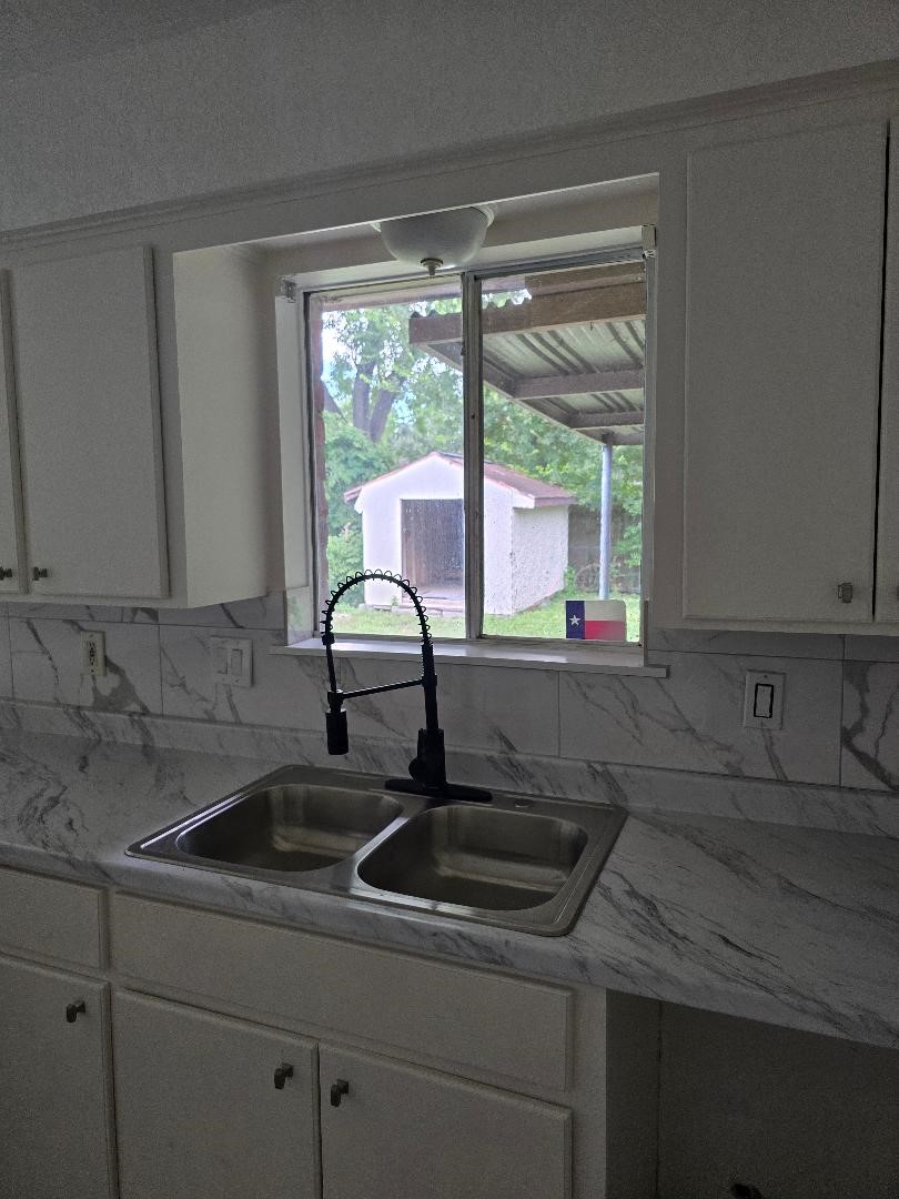 13630 Greenway Drive Property Photo 12