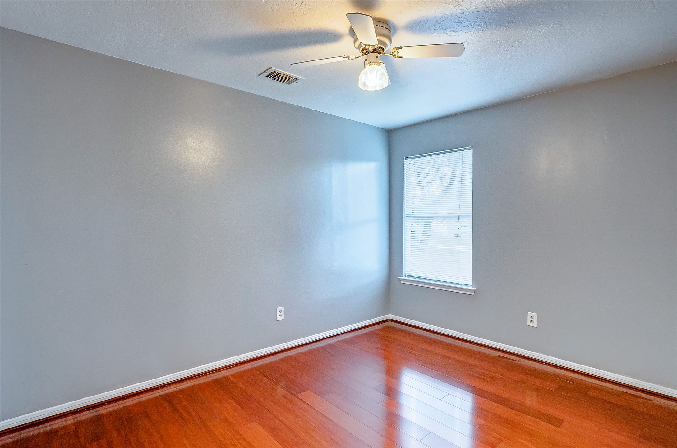 17522 Masonridge Drive Property Photo 15