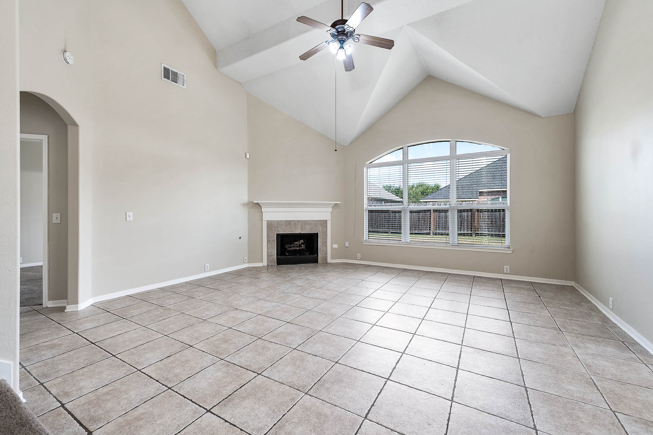 2511 Sunlight Lane Property Photo 7