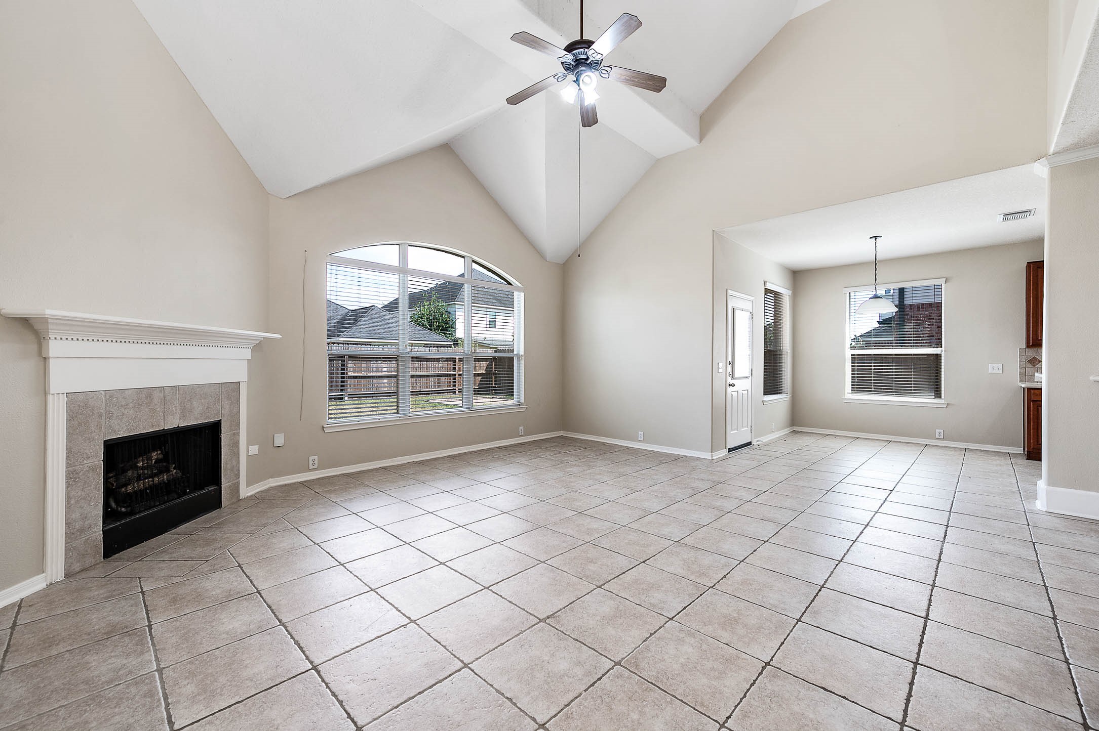 2511 Sunlight Lane Property Photo 10