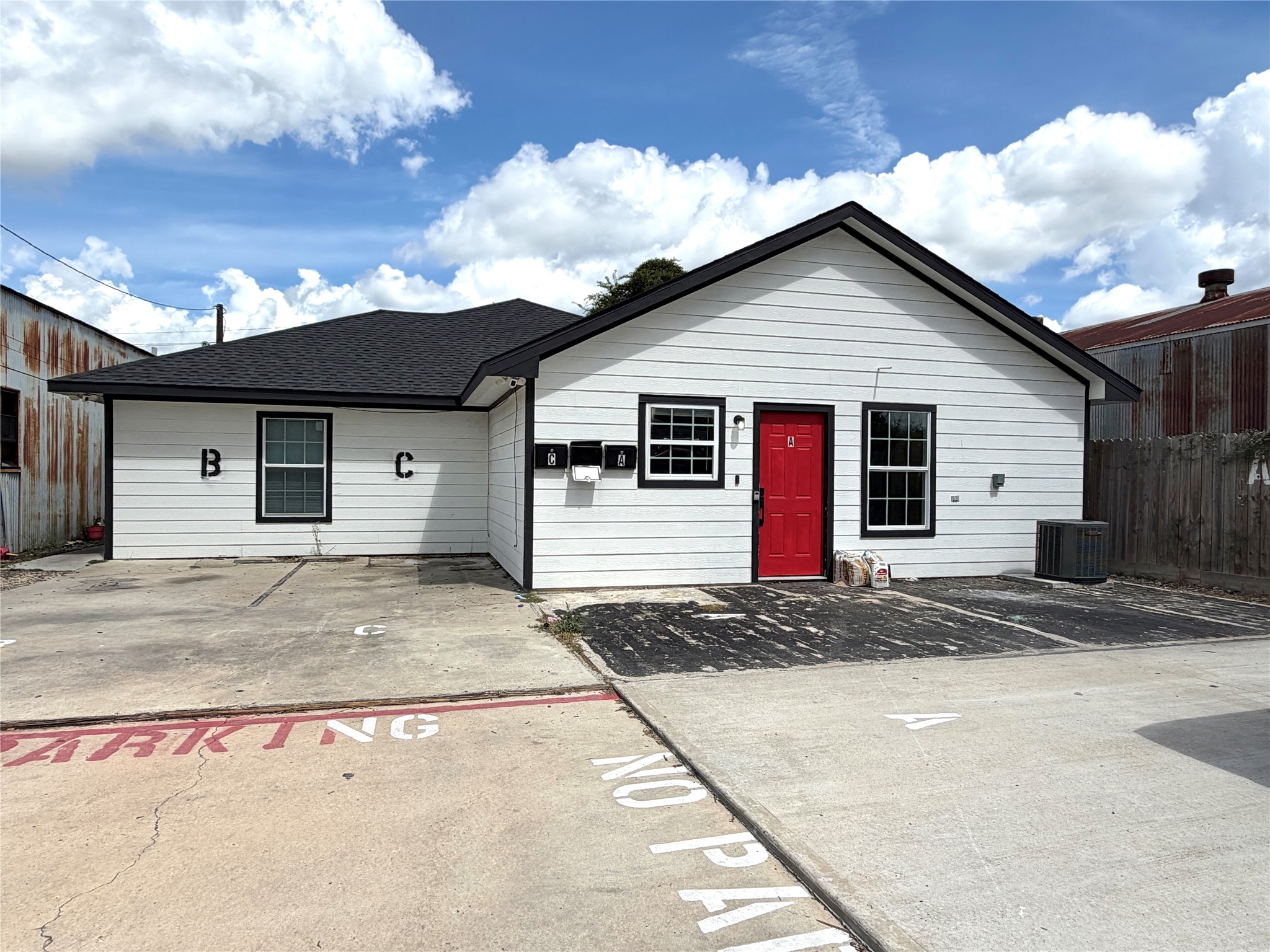 6121 Ridgemont Street A Property Photo 1