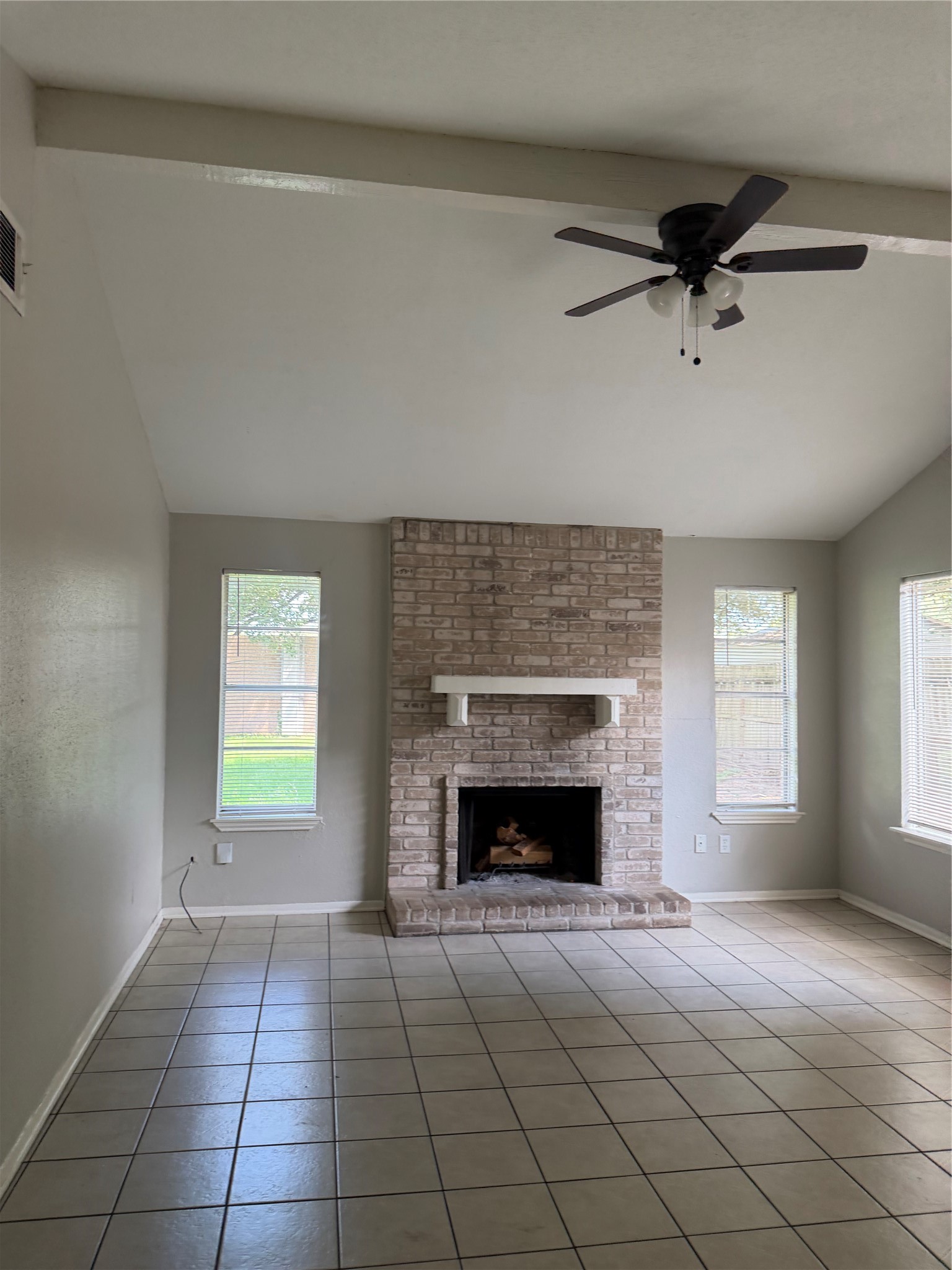 1406 Ashwood Drive Property Photo 7