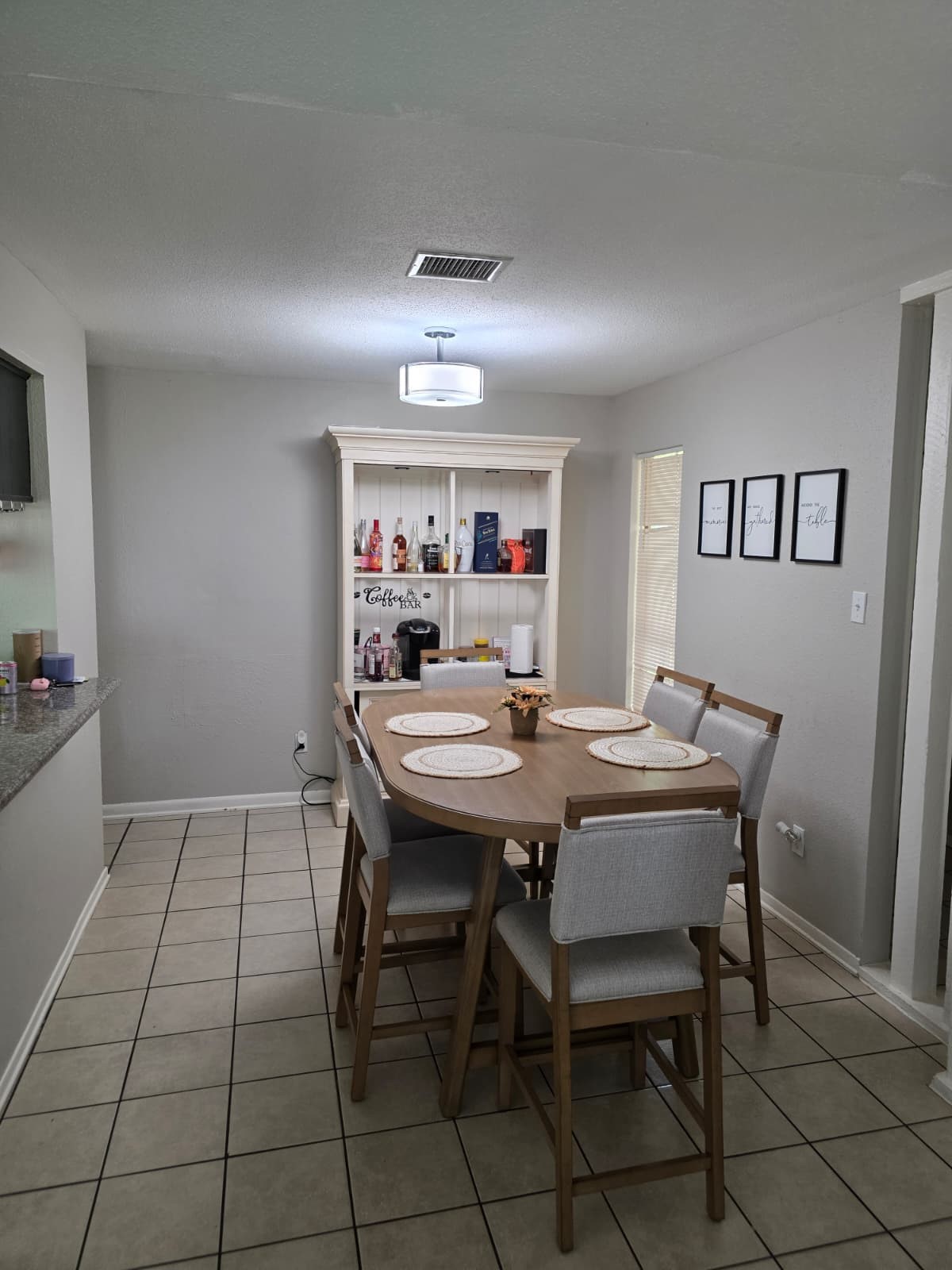 1406 Ashwood Drive Property Photo 10