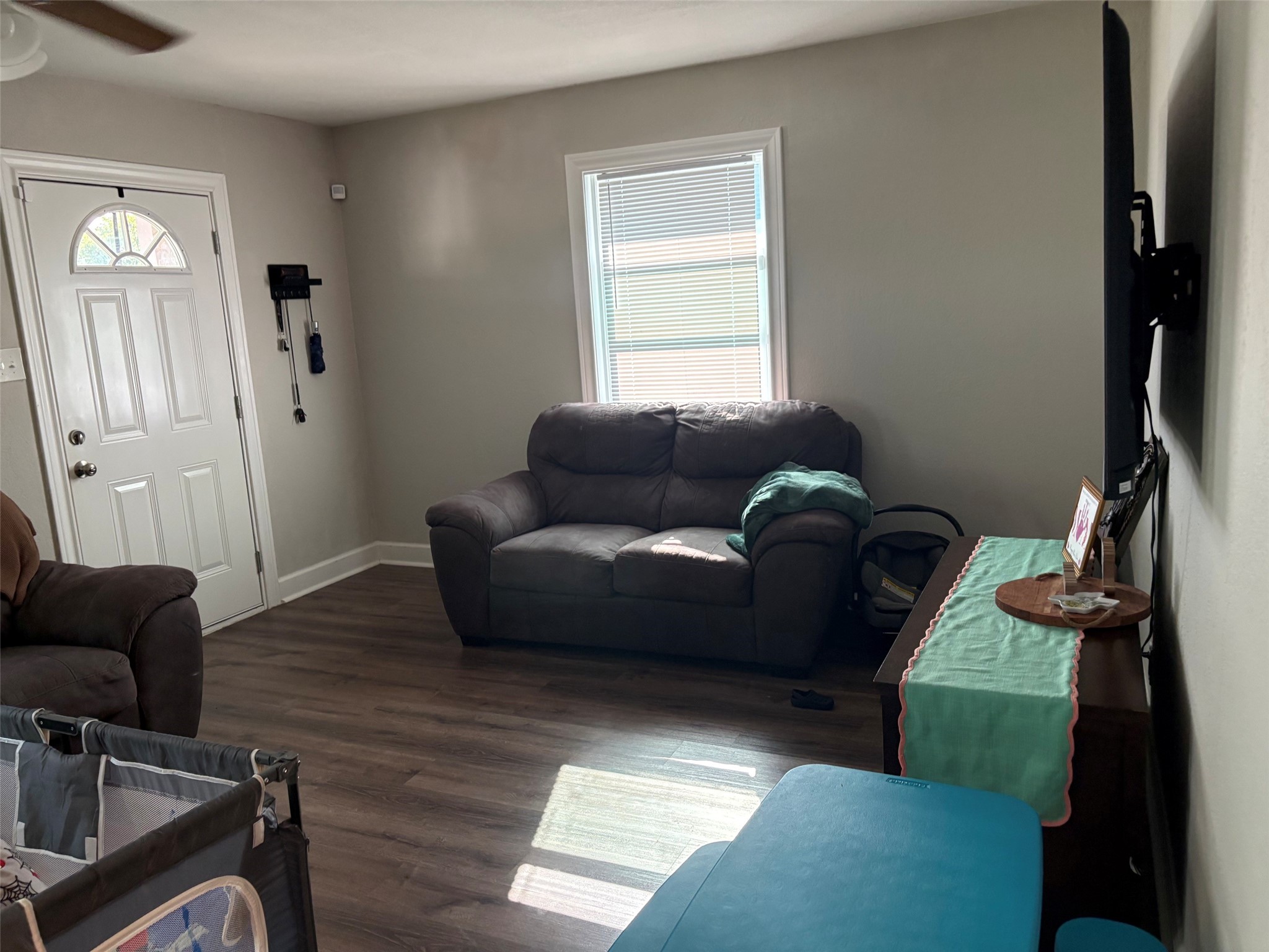 112 Acacia Street Property Photo 2