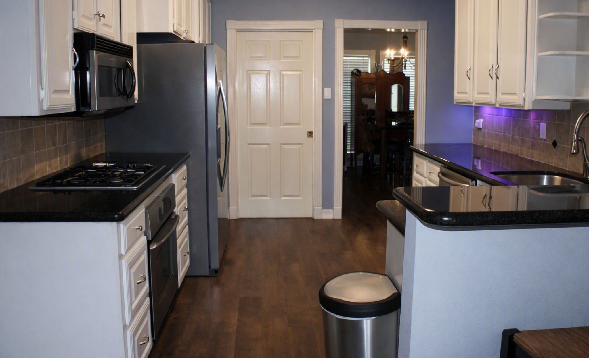 2186 Riverside Drive Property Photo 12