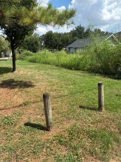 1143 Yale Street Property Photo 1