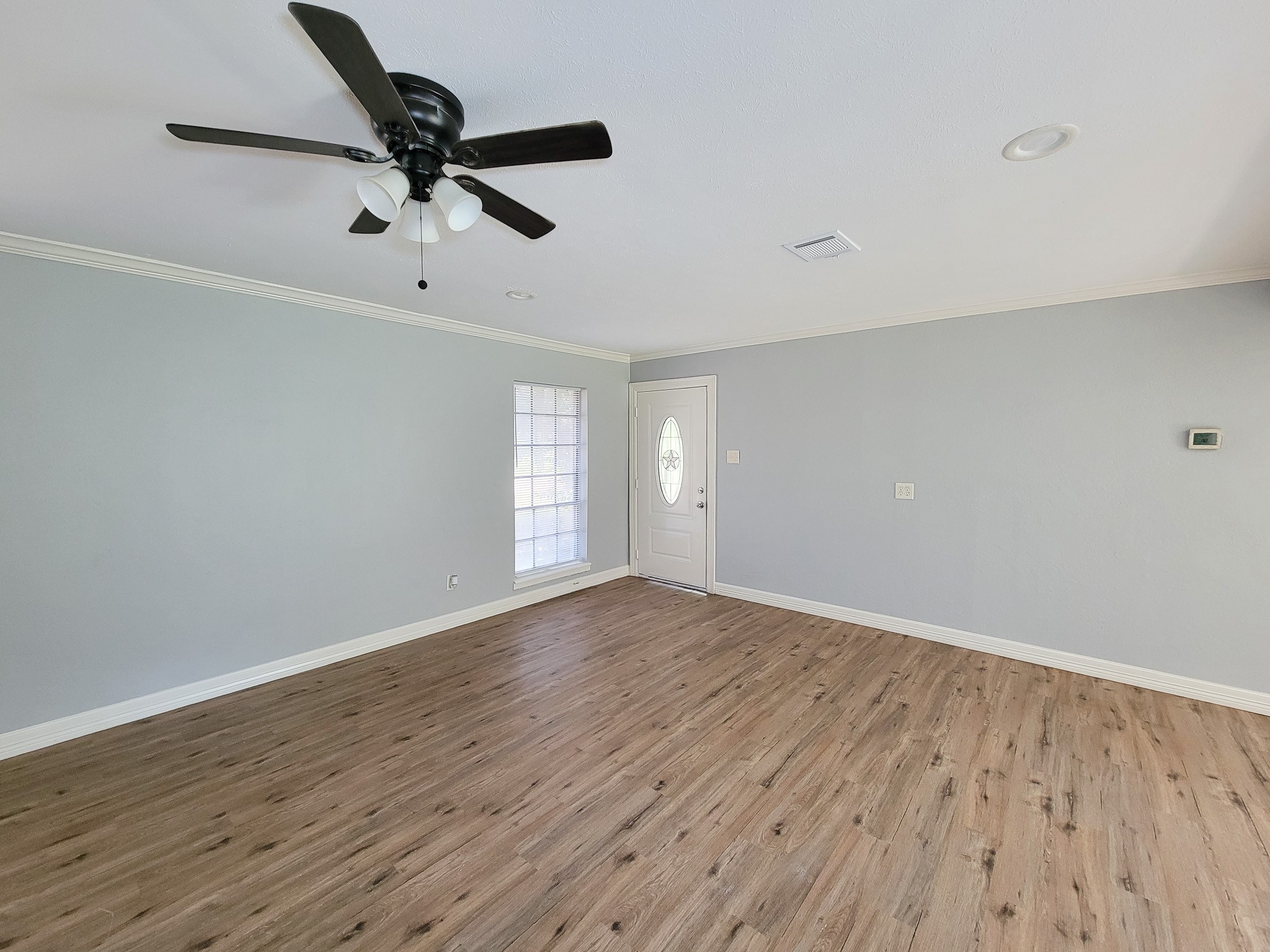 6109 Arthington Street Property Photo 8