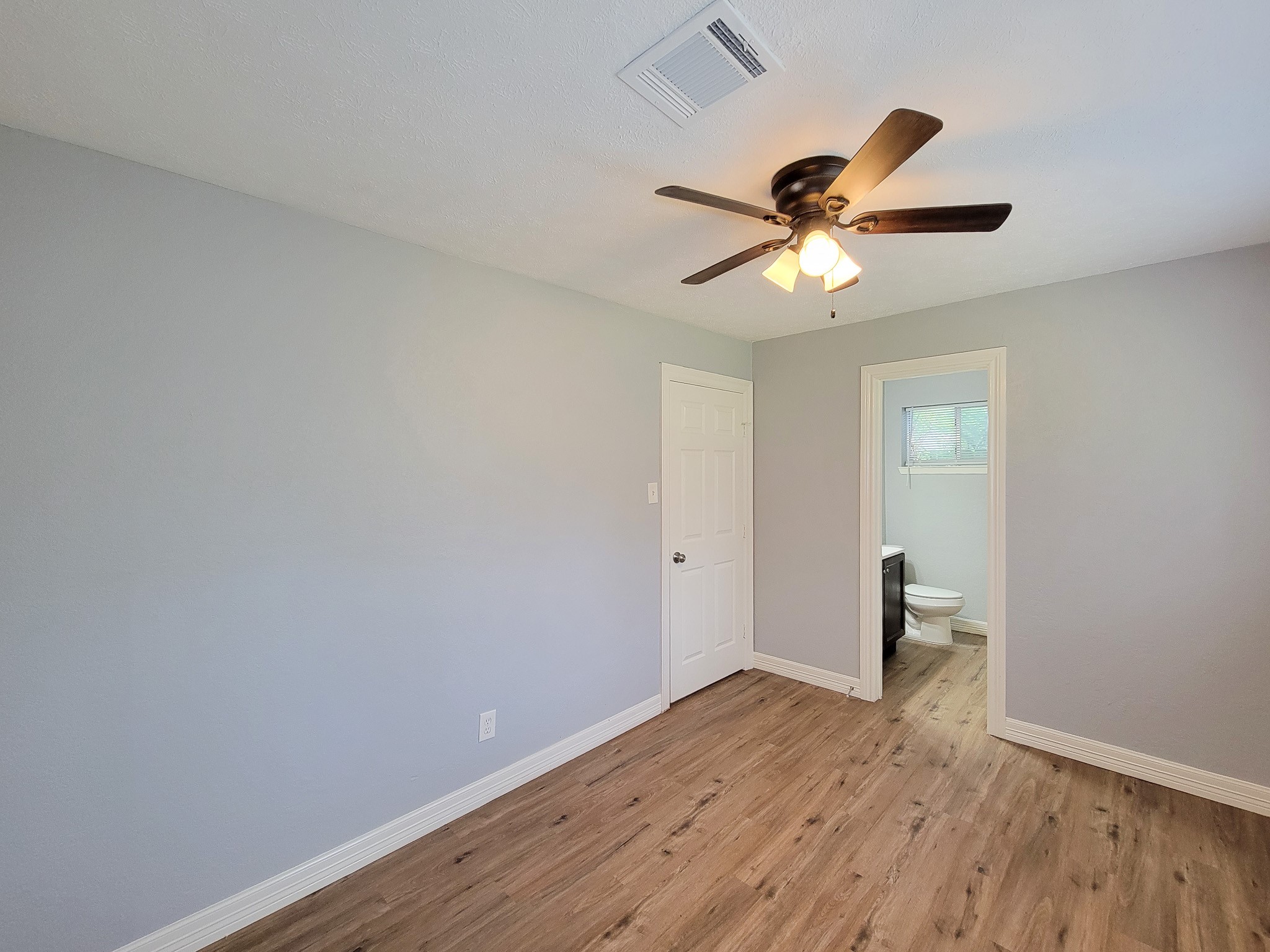 6109 Arthington Street Property Photo 27