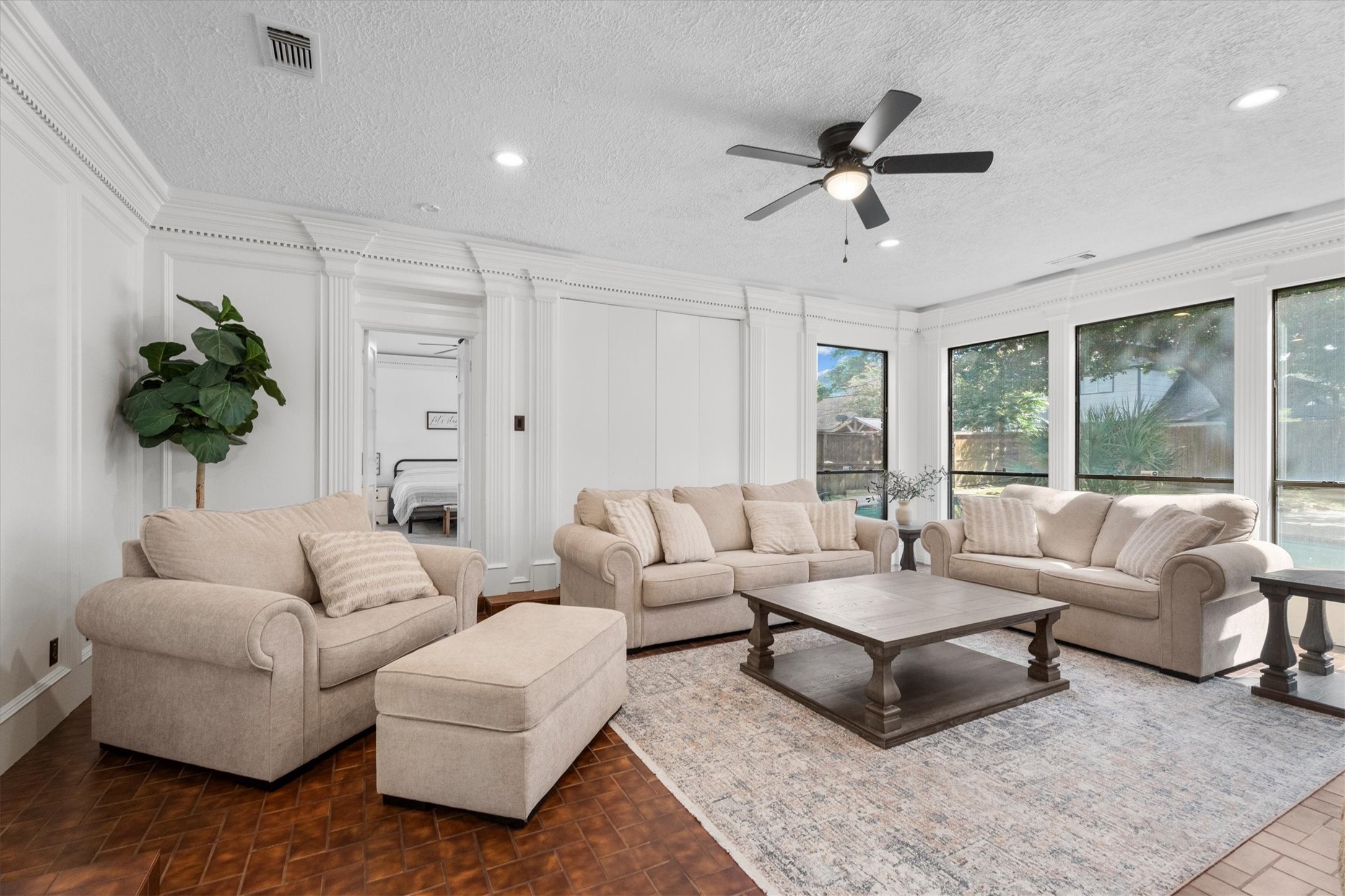 16023 Mickleham Drive Property Photo 11