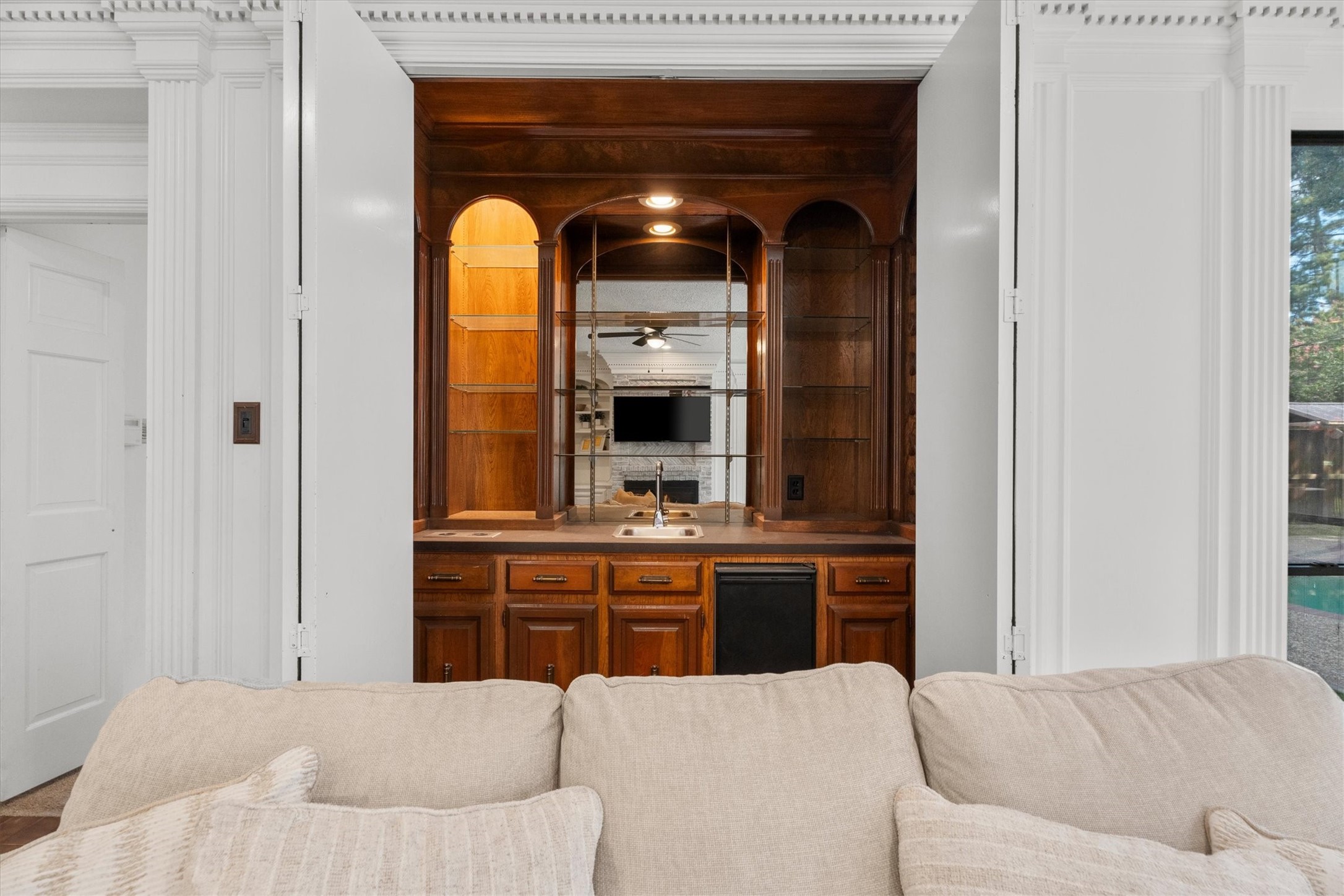 16023 Mickleham Drive Property Photo 12