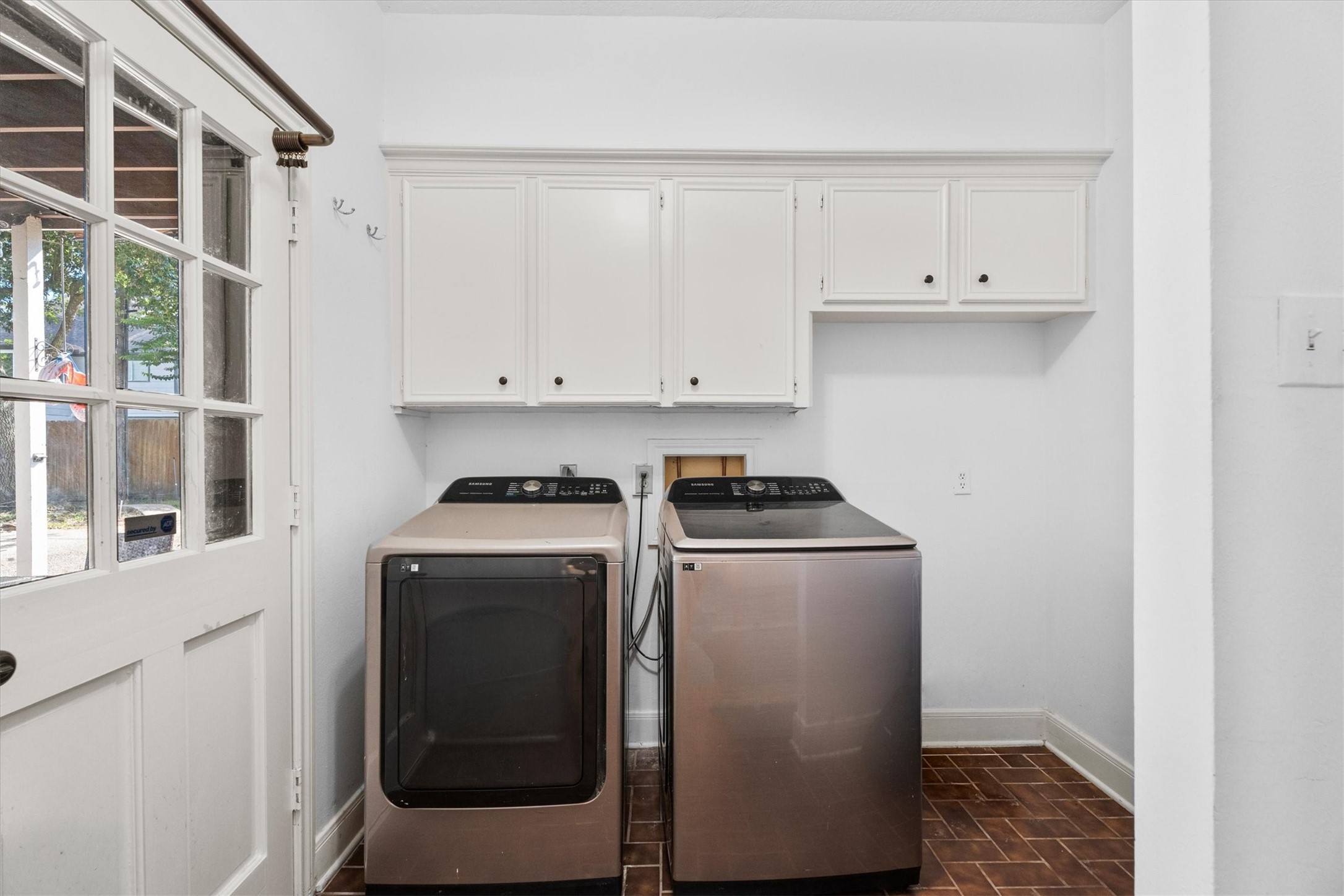 16023 Mickleham Drive Property Photo 35