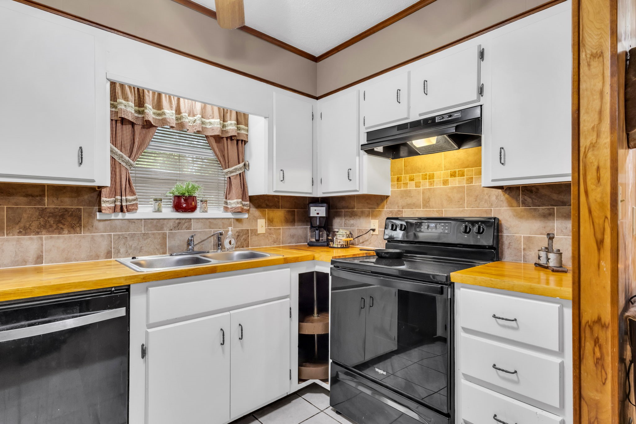 209 Camden Road Property Photo 37