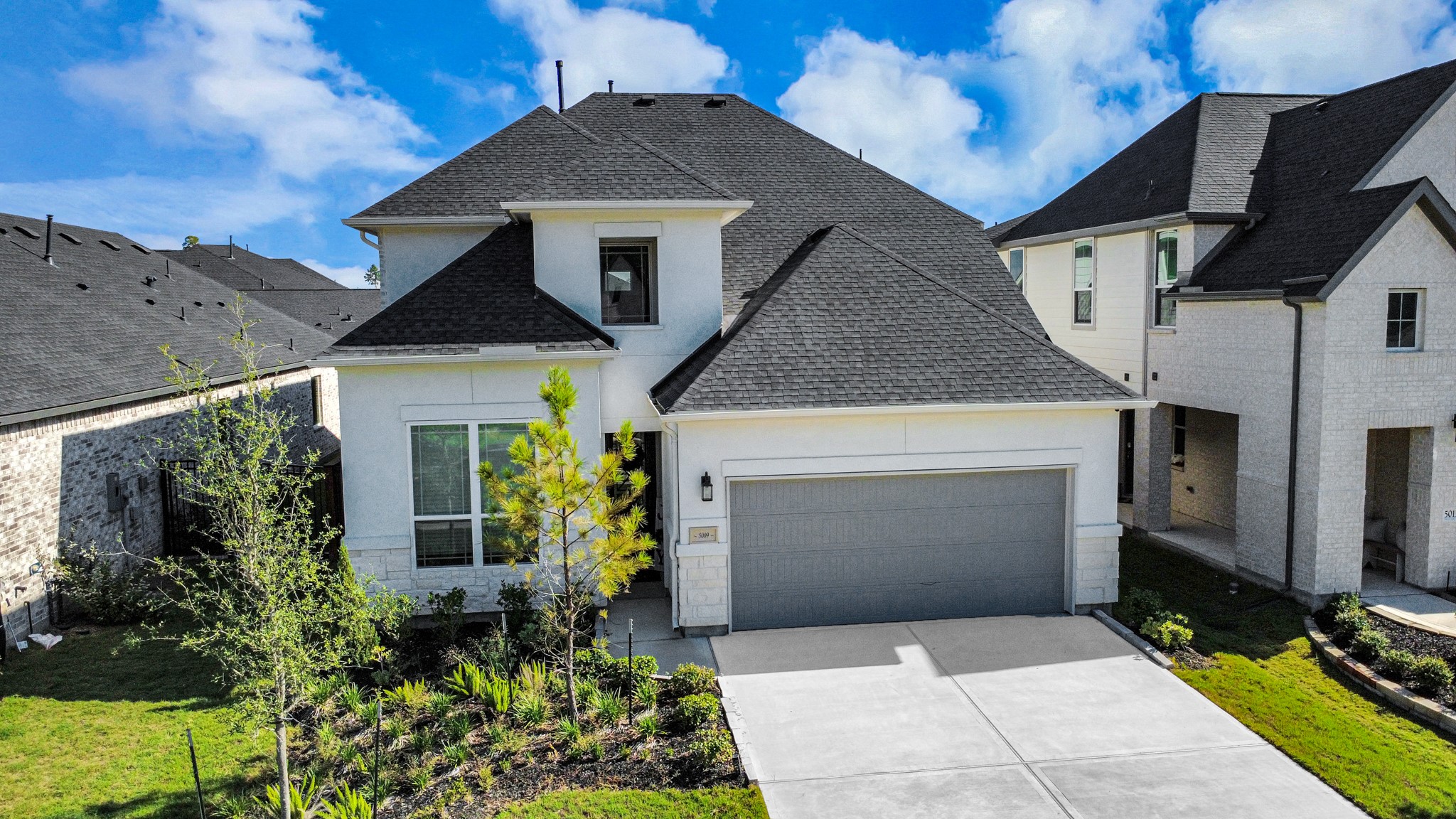 5009 Valley Wind Court Property Photo 1
