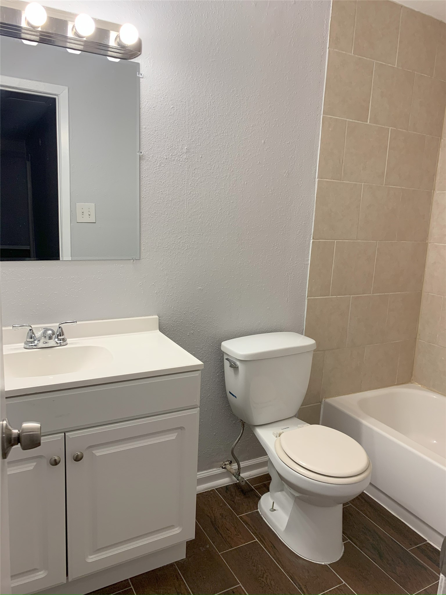 3325 Scotch Moss Lane Property Photo 17