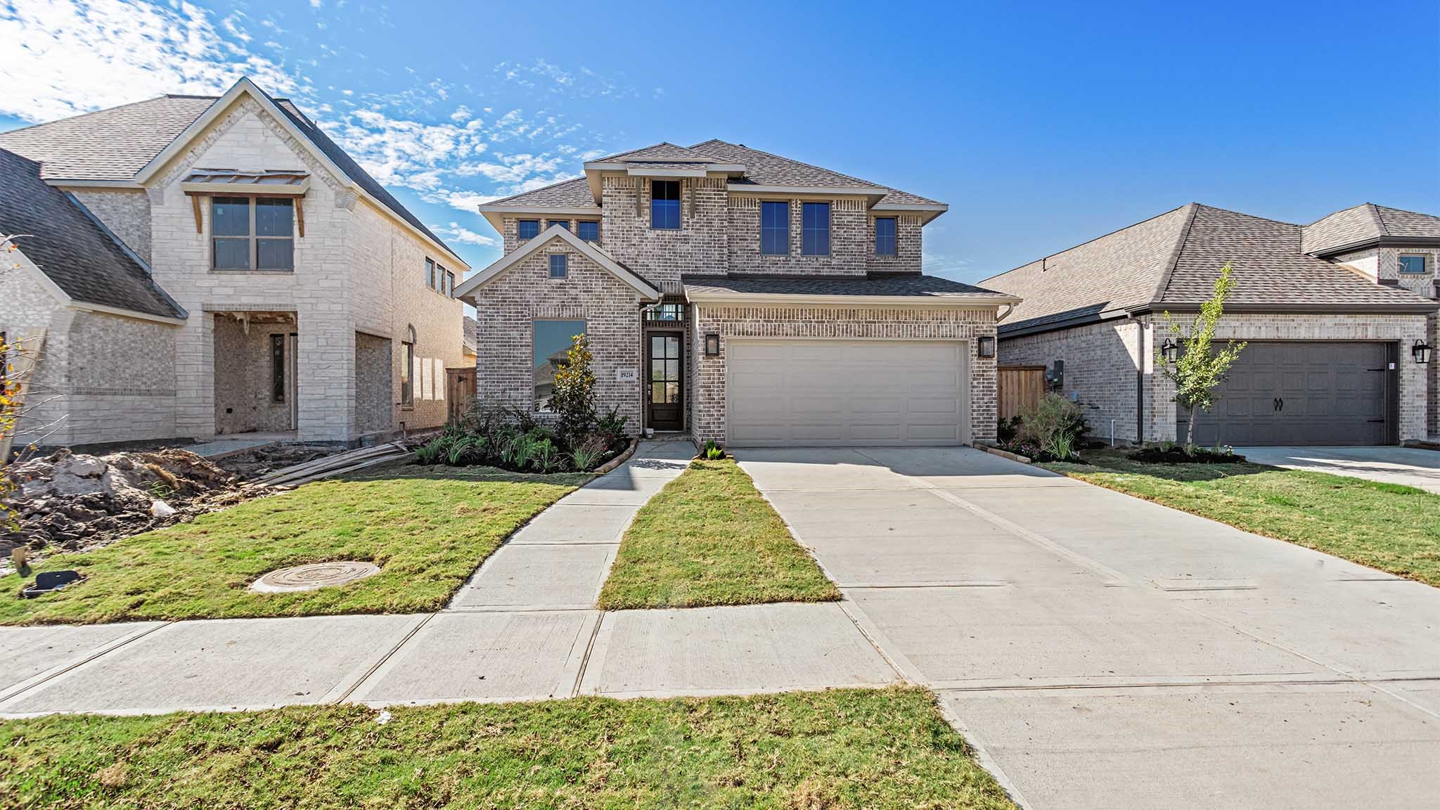 19214 Satsuma Ridge Drive Property Photo 1