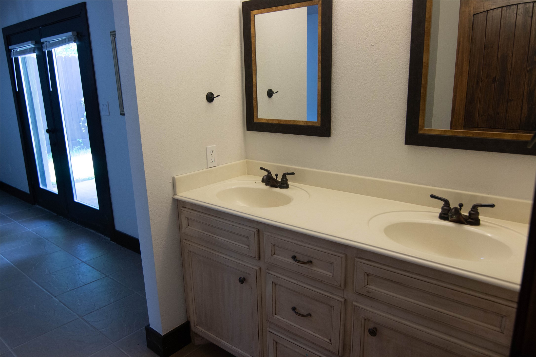 29511a Turnbury Village Drive Property Photo 11