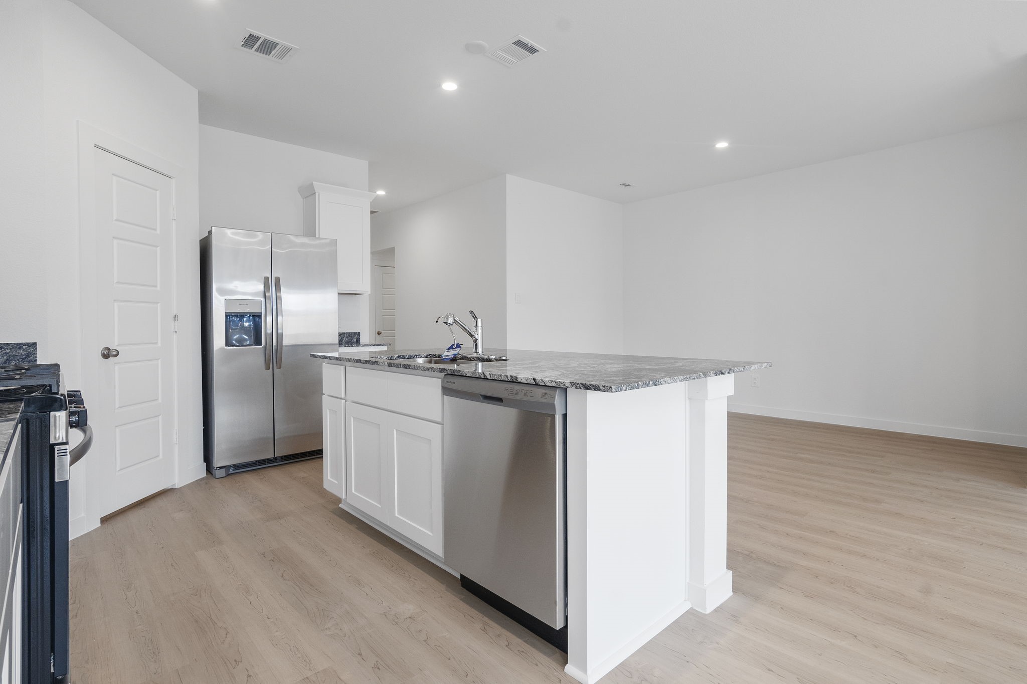 2511 Peacock Ore Property Photo 6