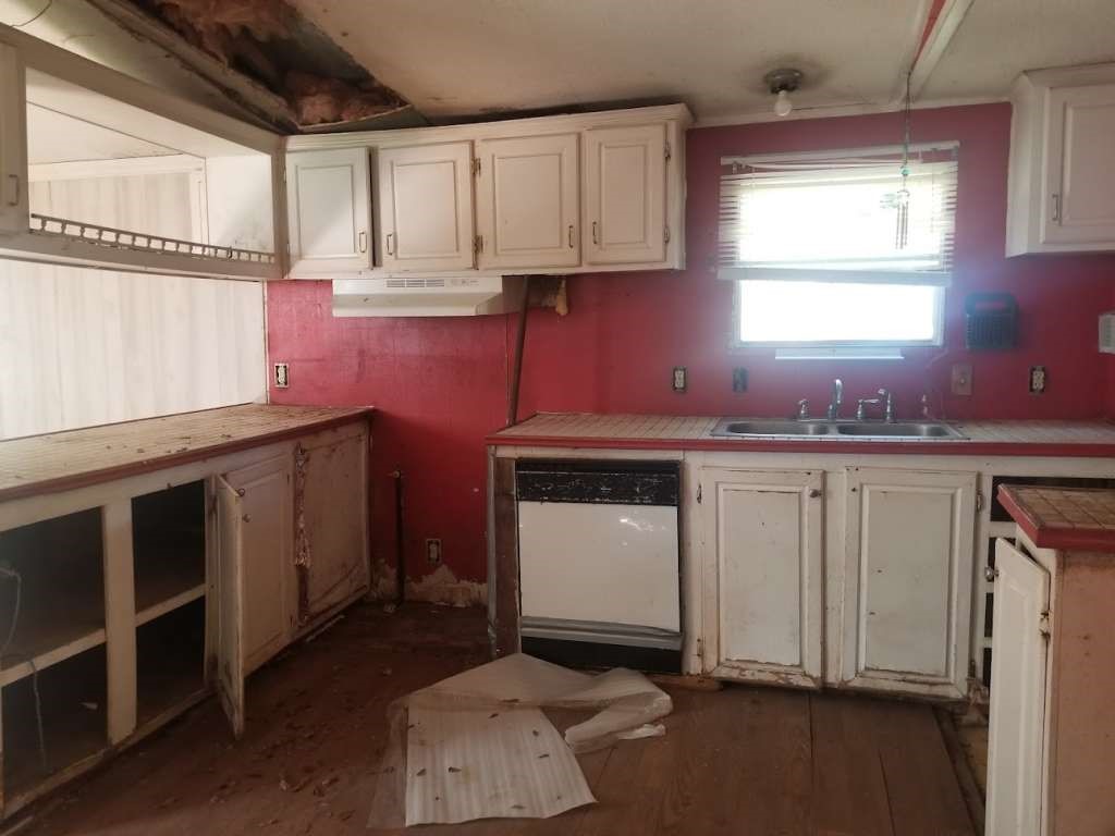 116 Trailwood Drive Property Photo 5