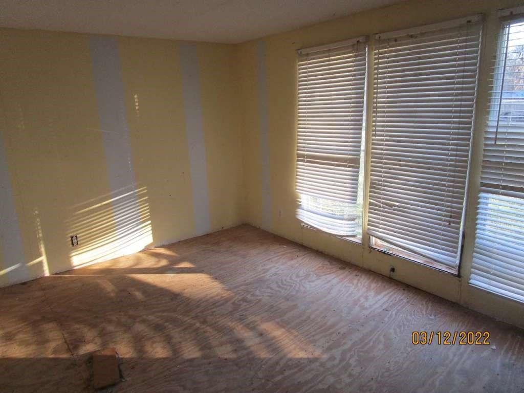 116 Trailwood Drive Property Photo 12