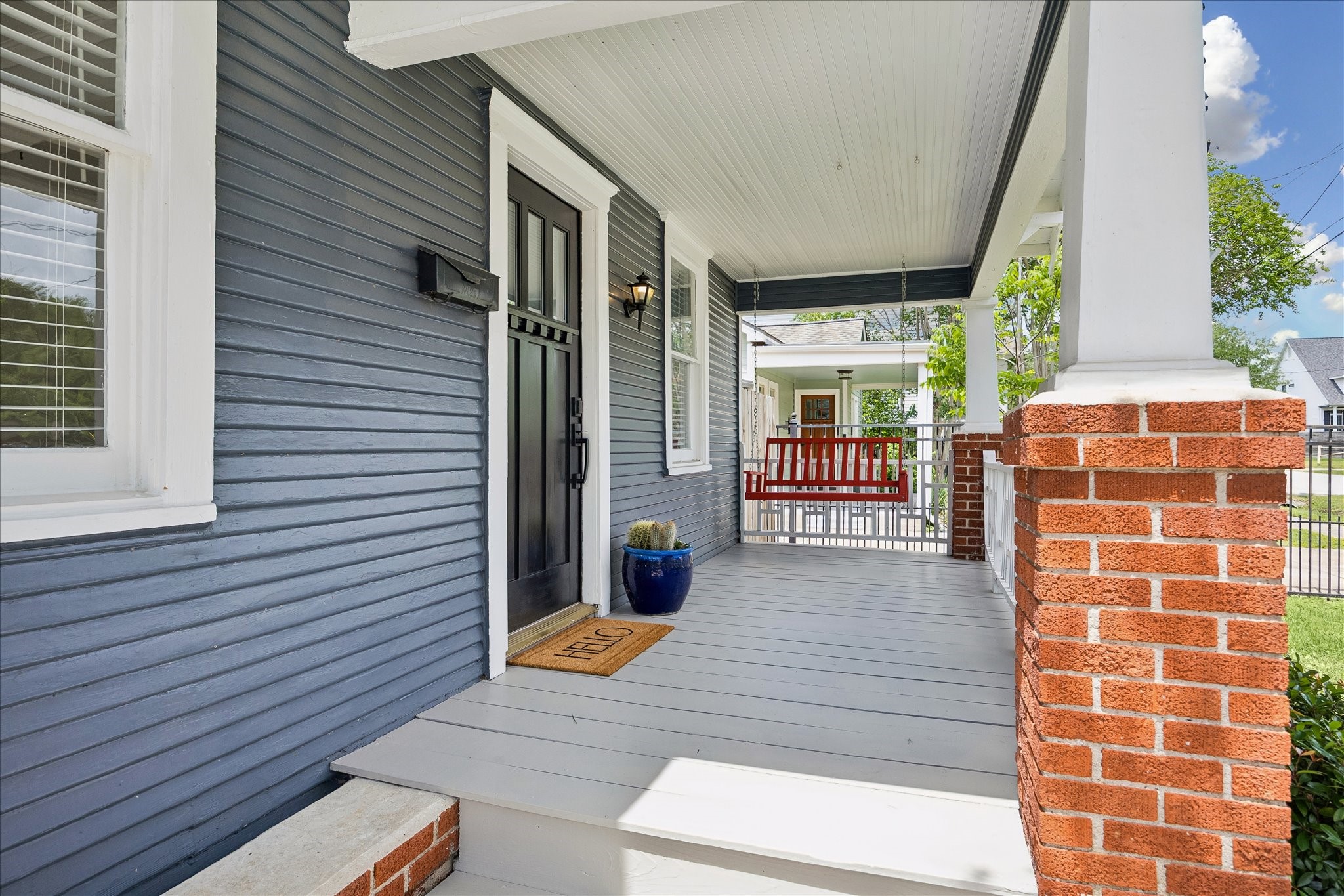 2231 Singleton Street Property Photo 2