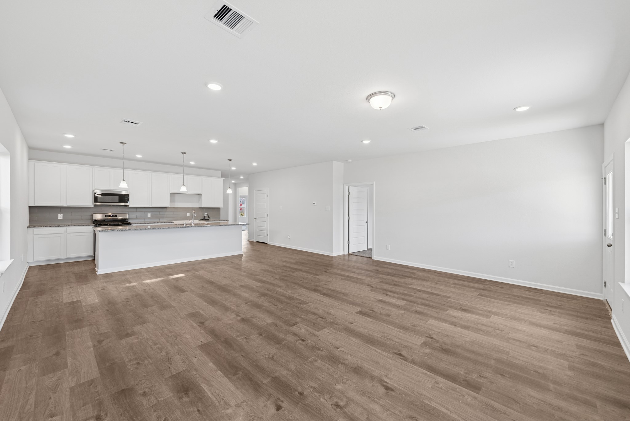 10907 Amador Peak Drive Property Photo 7