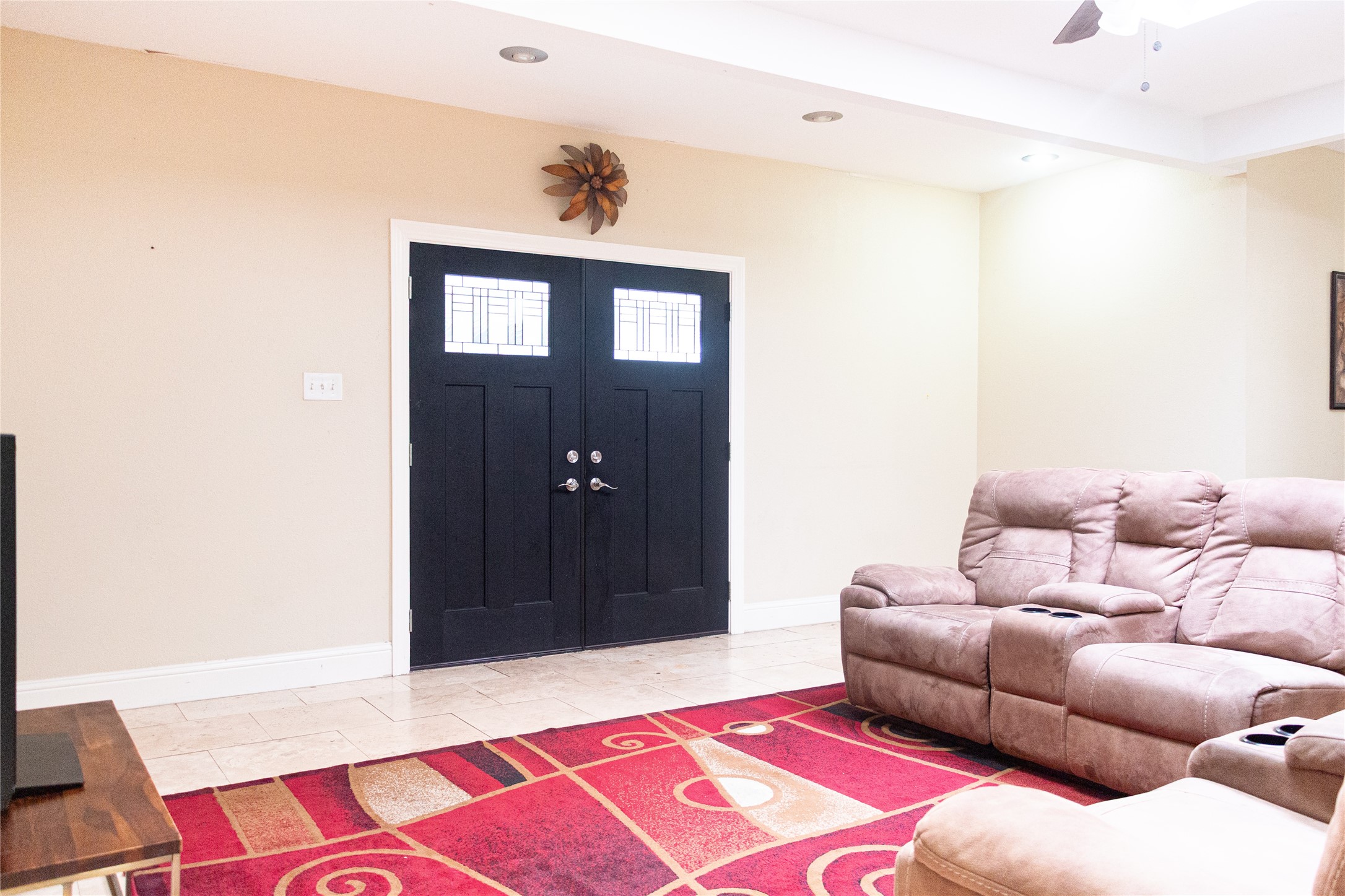 15318 Leeds Lane Property Photo 9