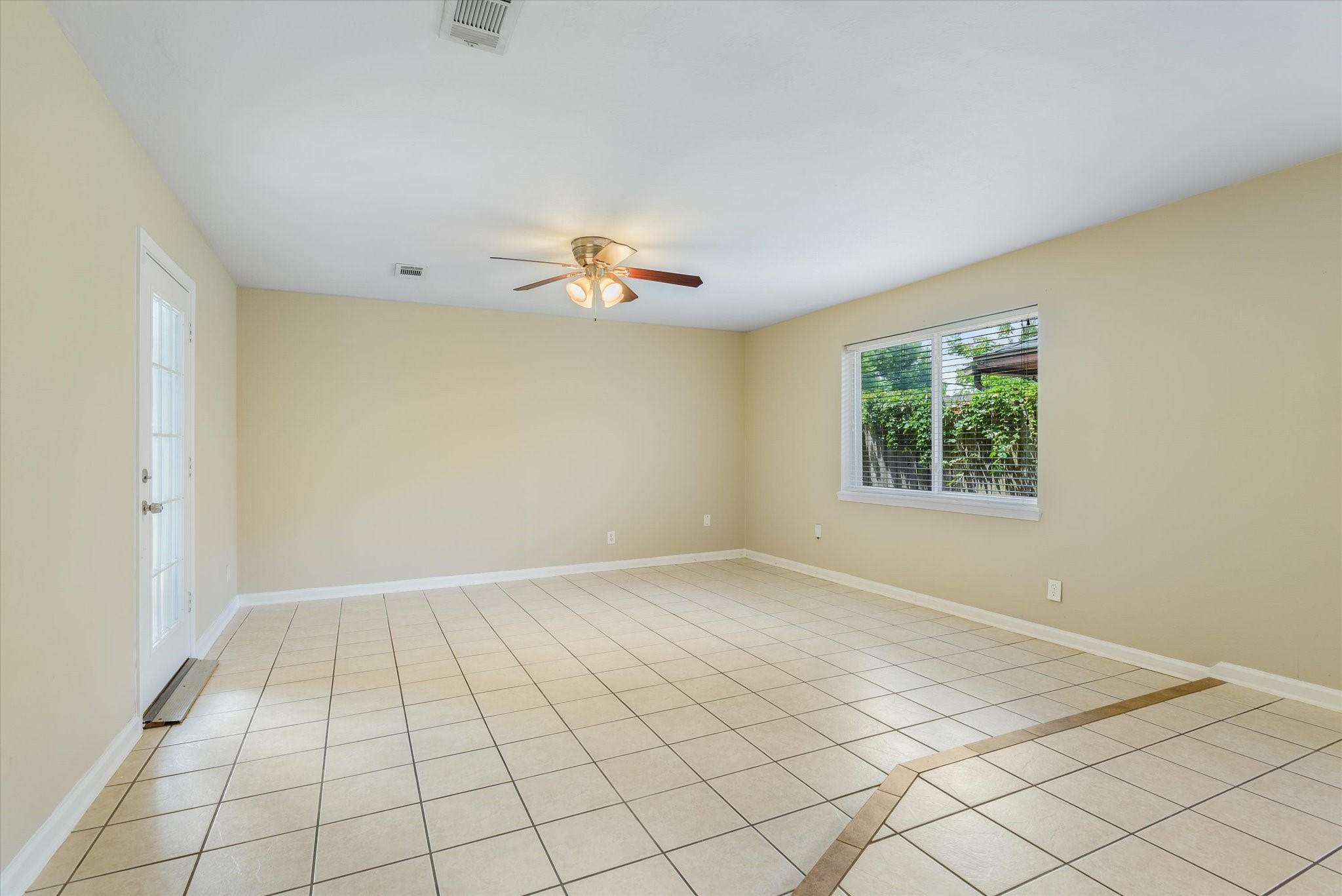 1865 Dolphin Drive Property Photo 6
