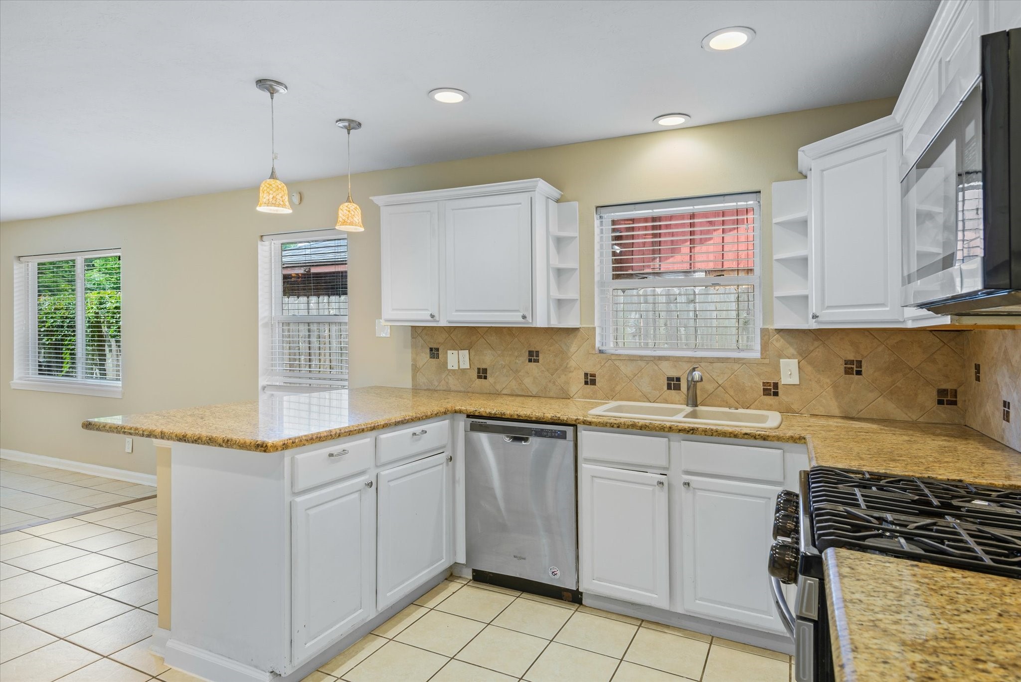 1865 Dolphin Drive Property Photo 14