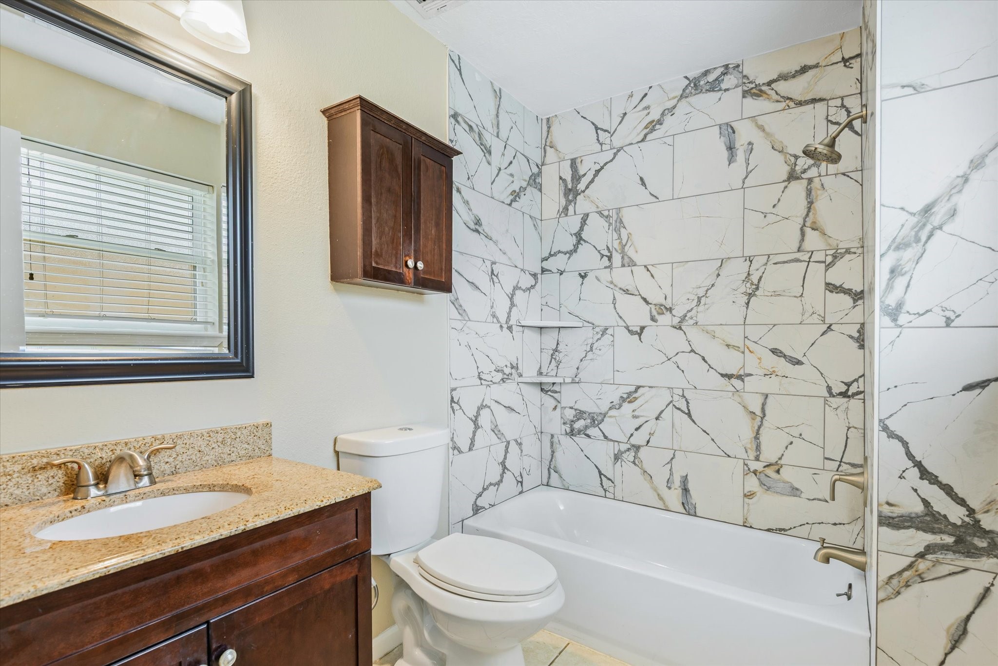 1865 Dolphin Drive Property Photo 18