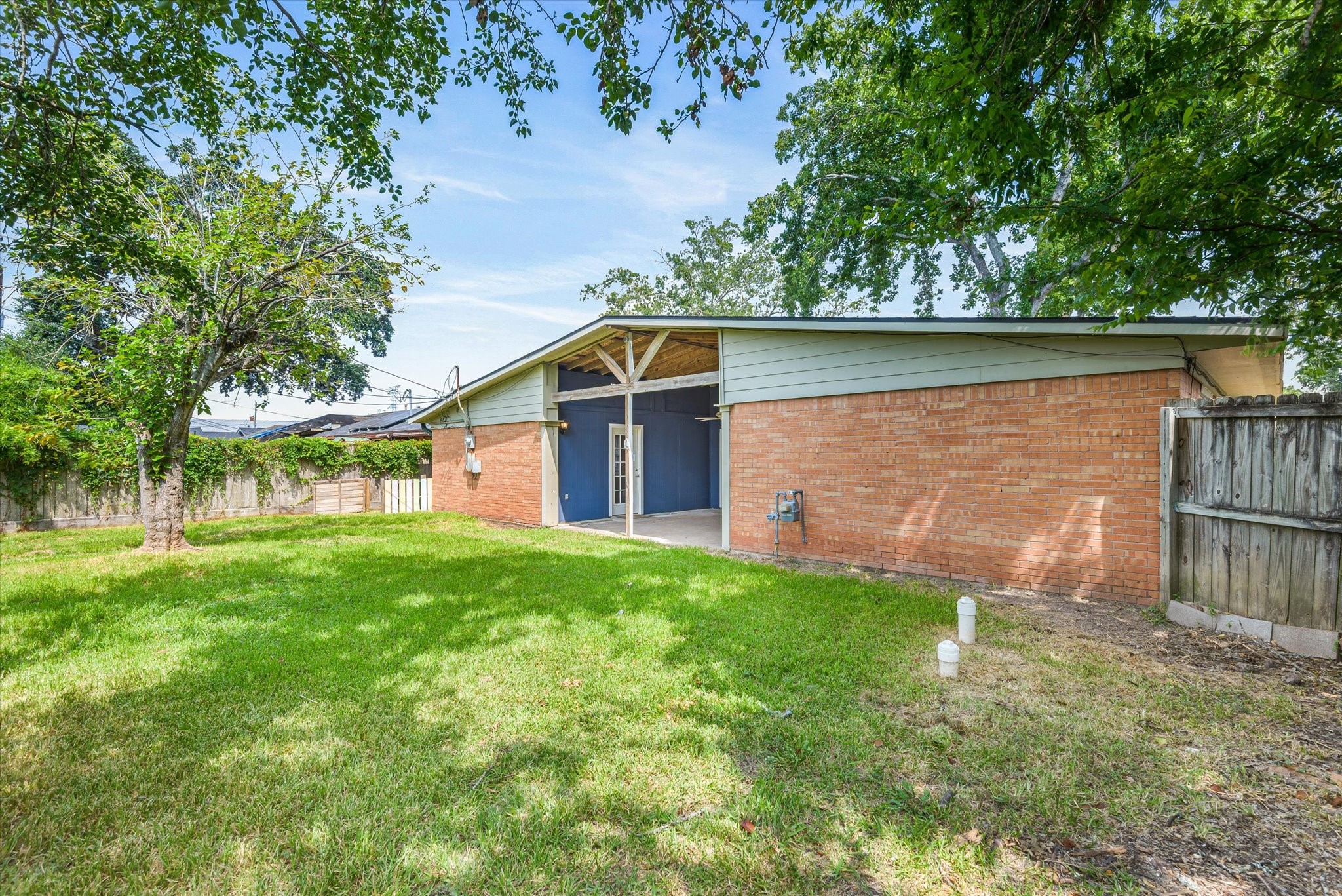 1865 Dolphin Drive Property Photo 27