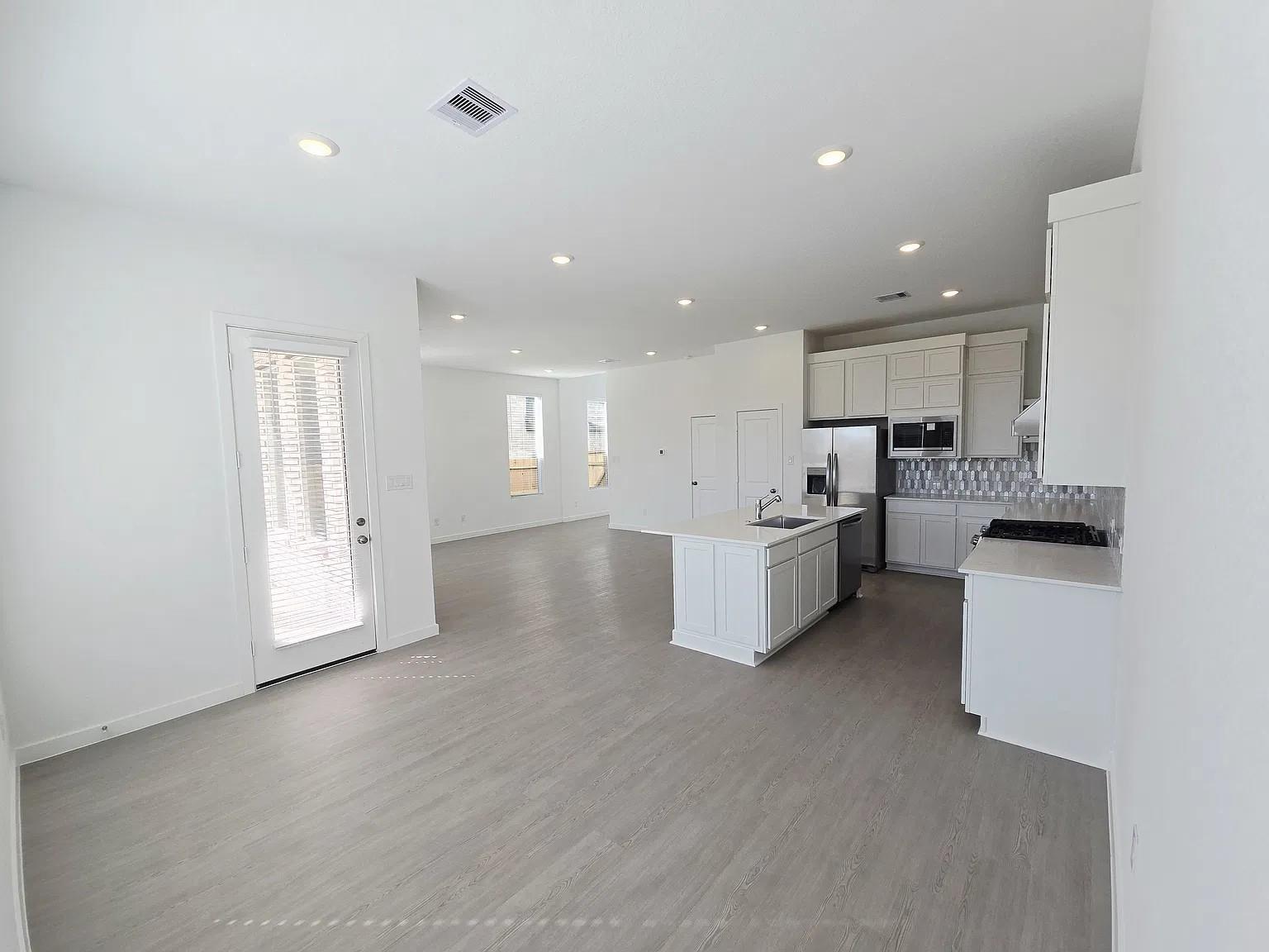 27015 Turtle Vista Drive Property Photo 12