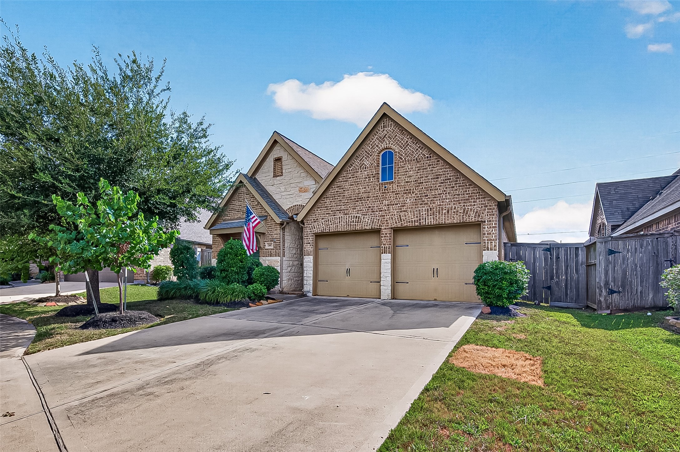 2107 Cinnamon Teal Circle Property Photo 1