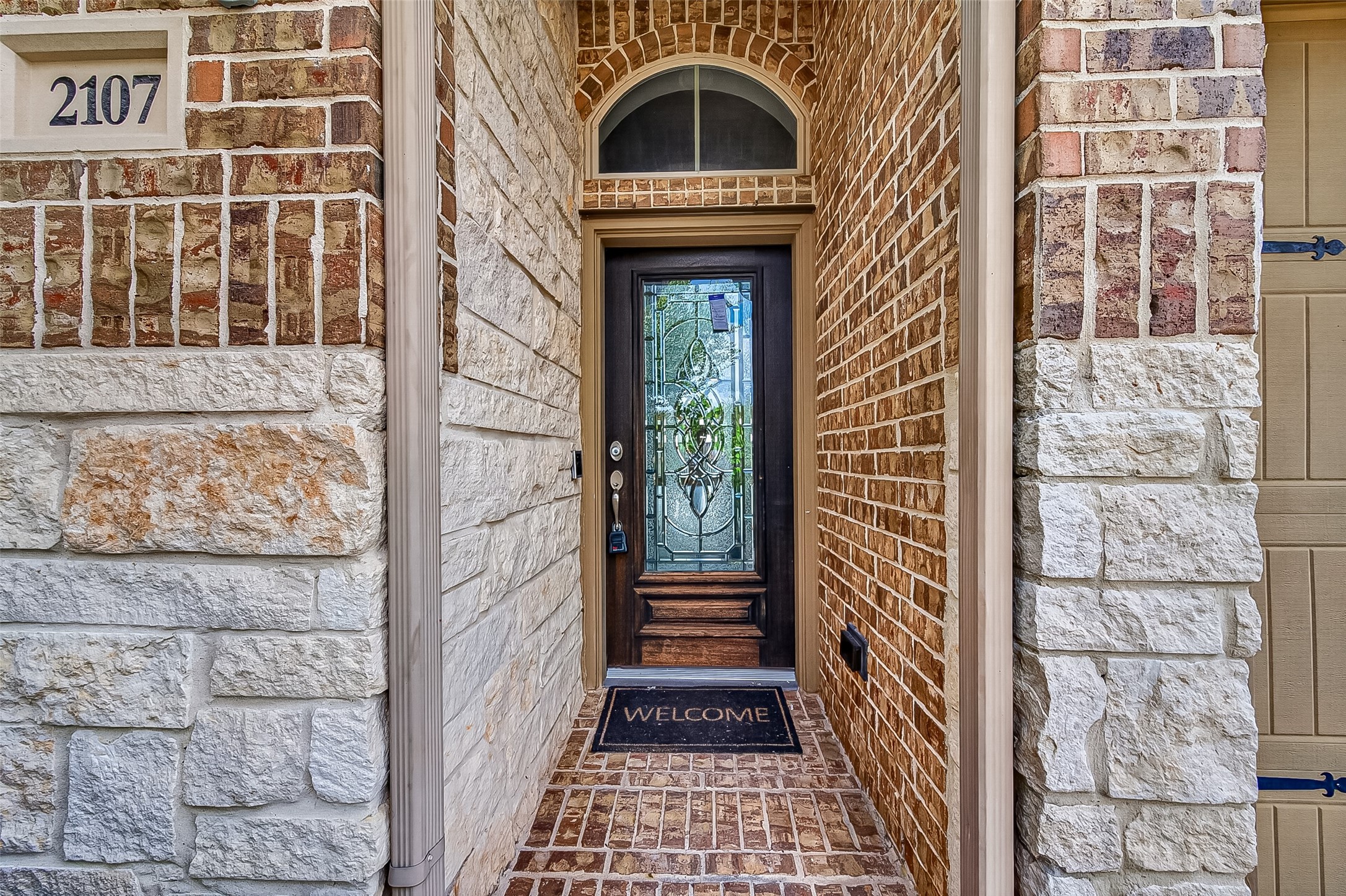 2107 Cinnamon Teal Circle Property Photo 2