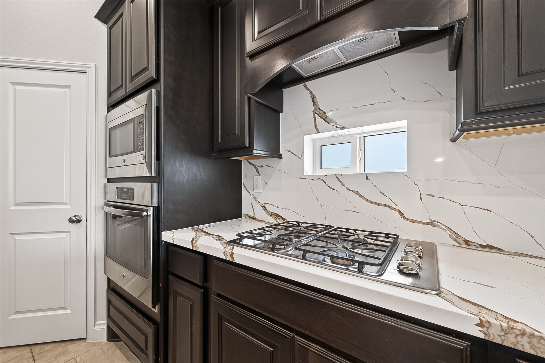 2107 Cinnamon Teal Circle Property Photo 7