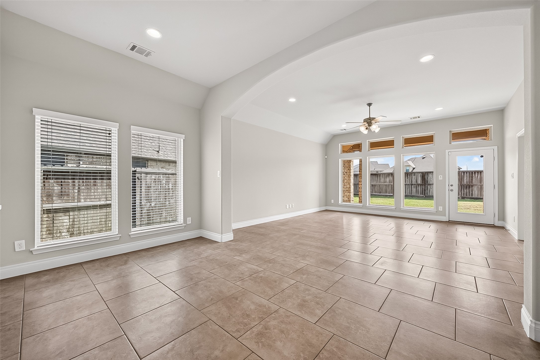 2107 Cinnamon Teal Circle Property Photo 10