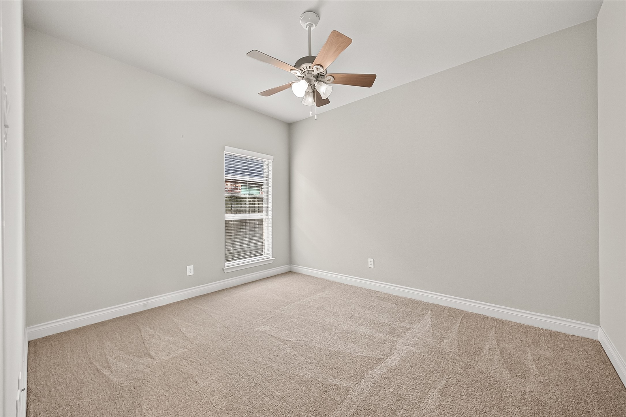 2107 Cinnamon Teal Circle Property Photo 18