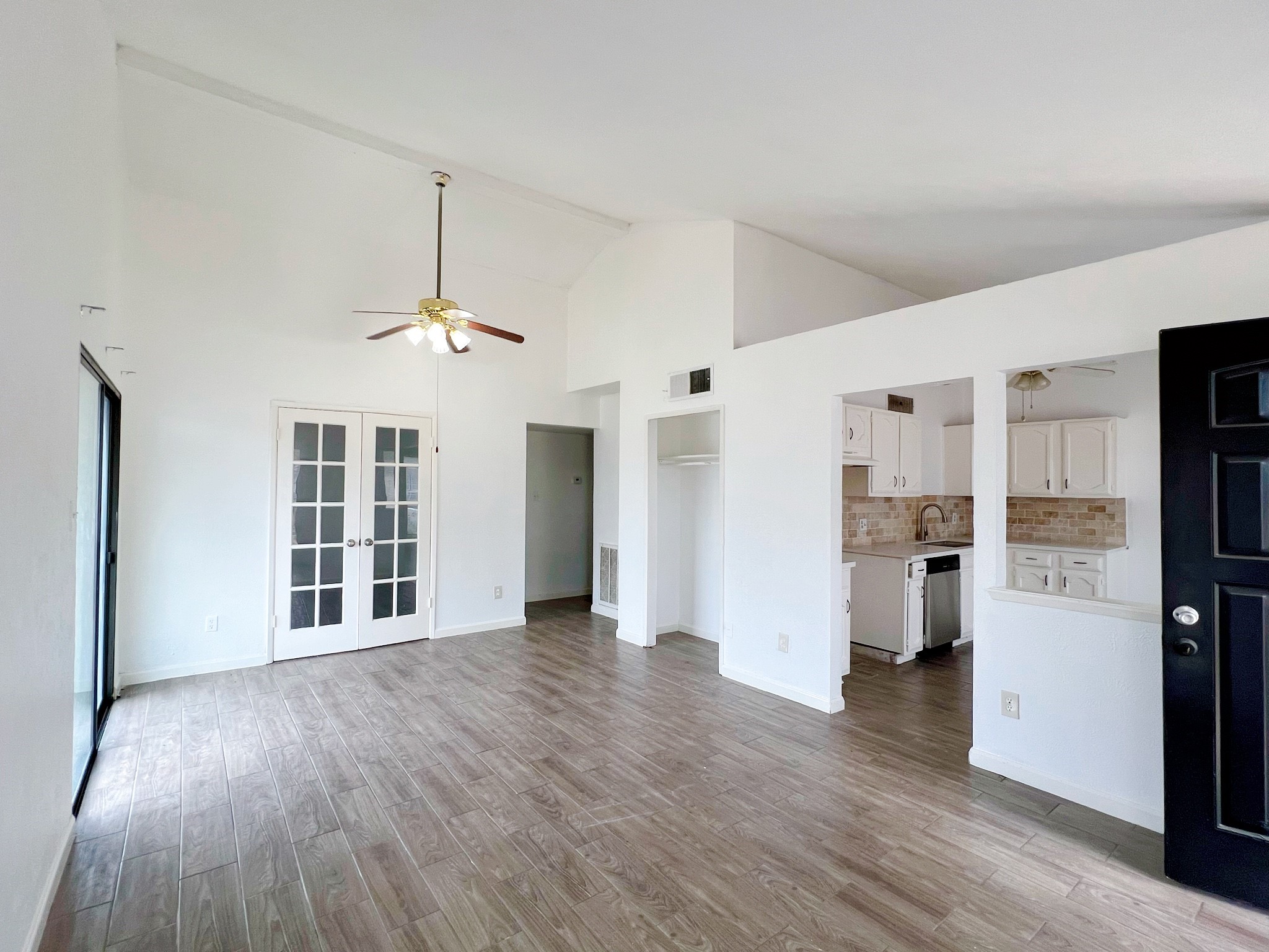 24126 Jumping Jay Lane Property Photo 3