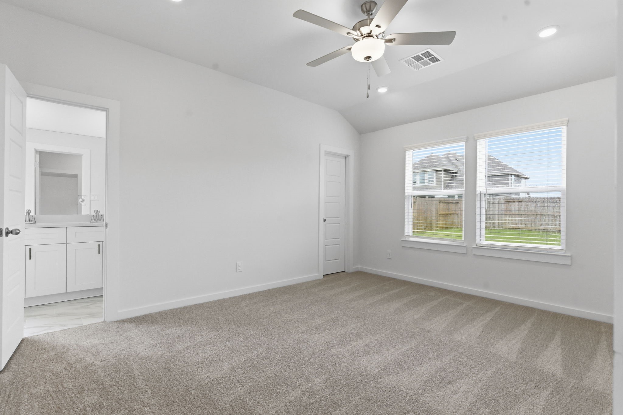 13218 Hayden Peak Drive Property Photo 21