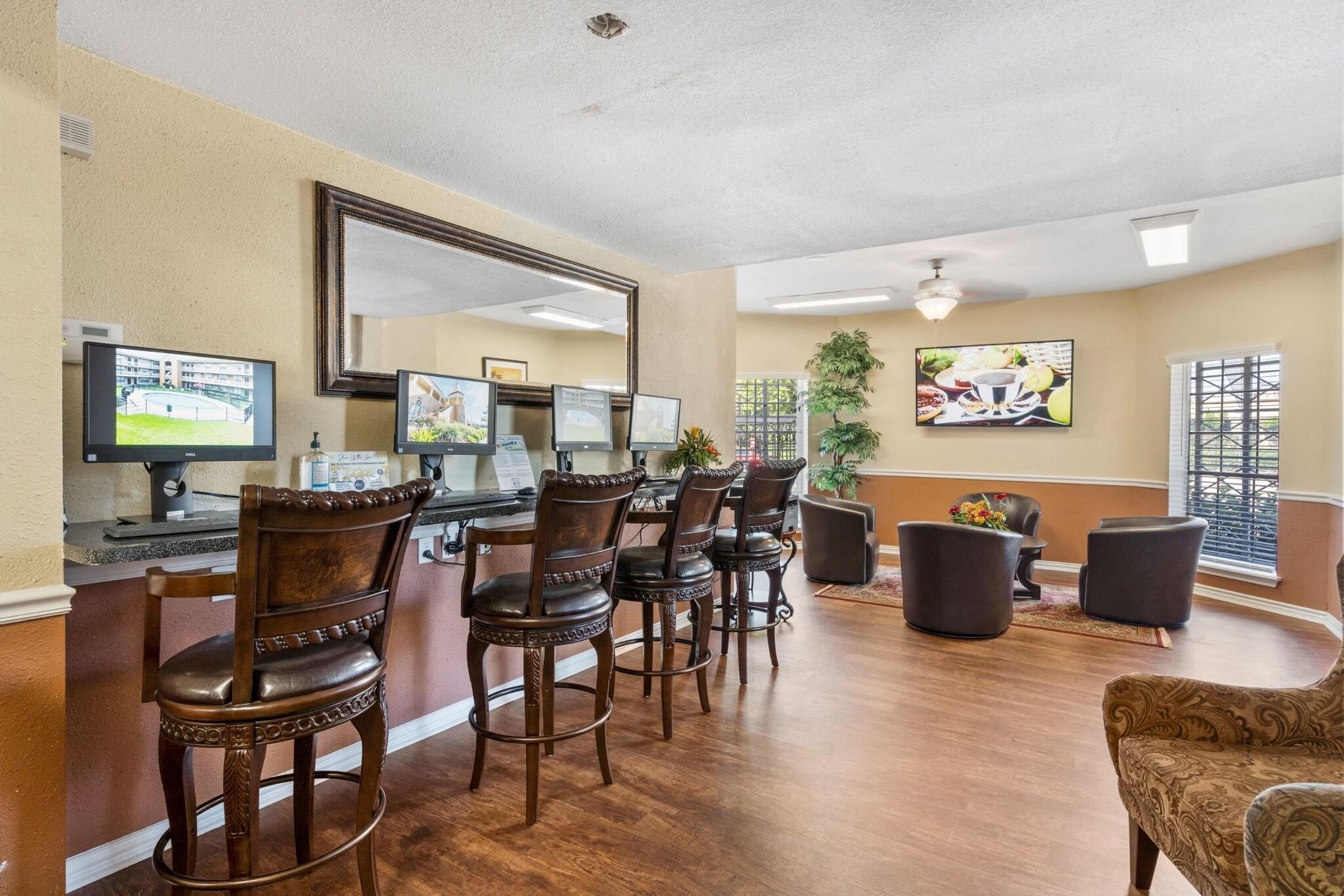 6259 Westheimer Road 572 Property Photo 10