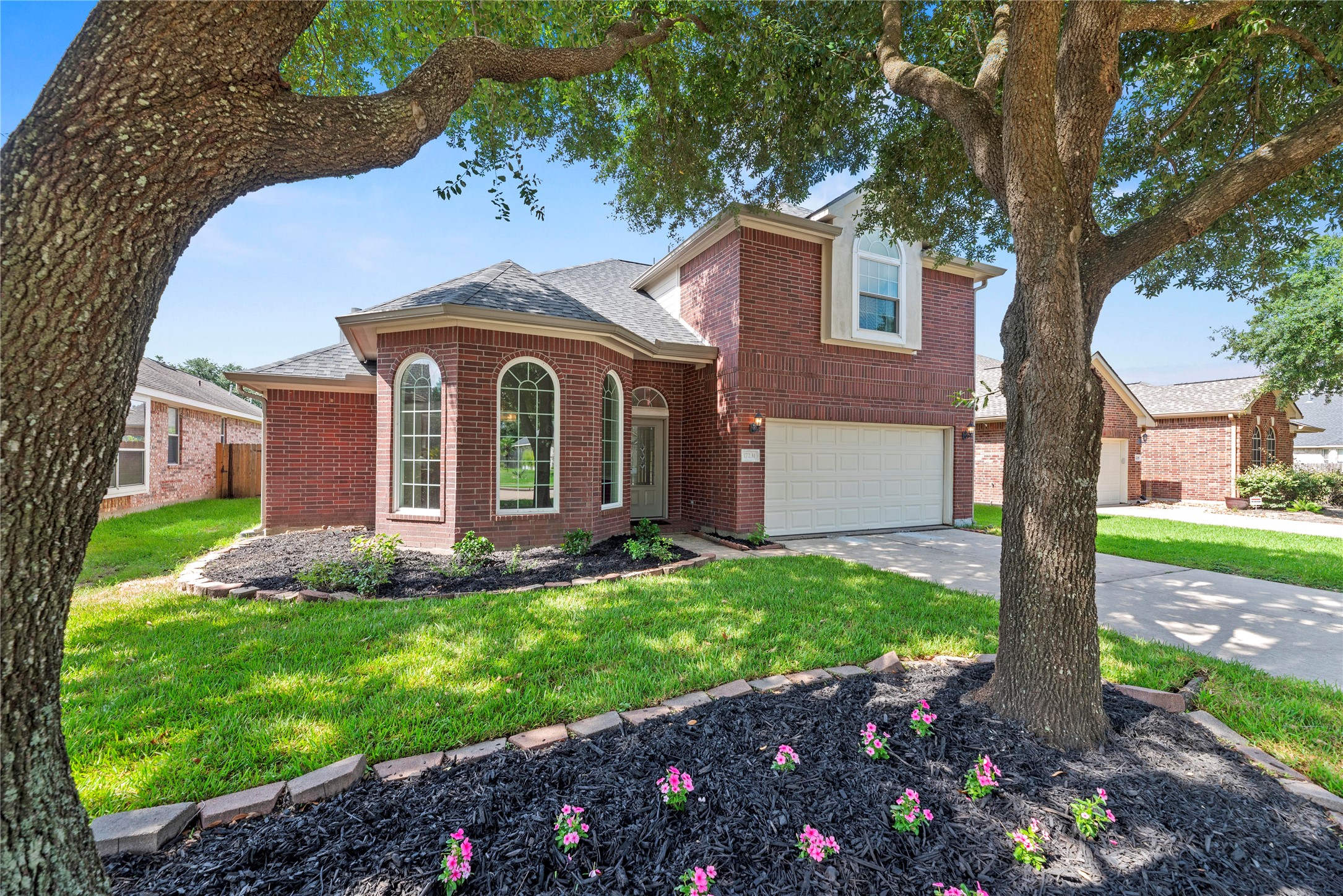 17231 Sheffield Bend Drive Property Photo 1