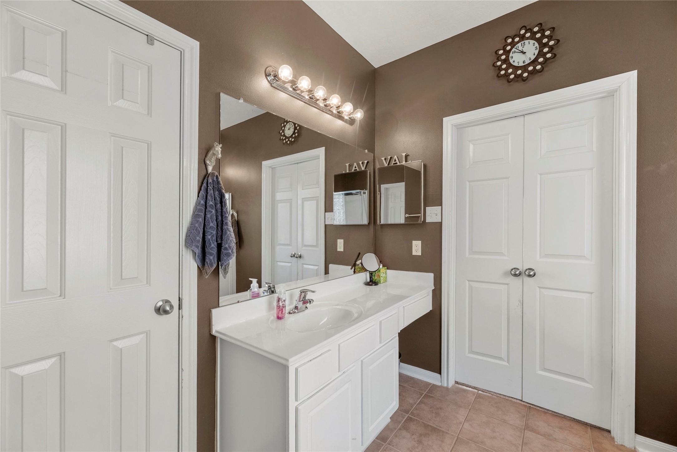 17231 Sheffield Bend Drive Property Photo 19