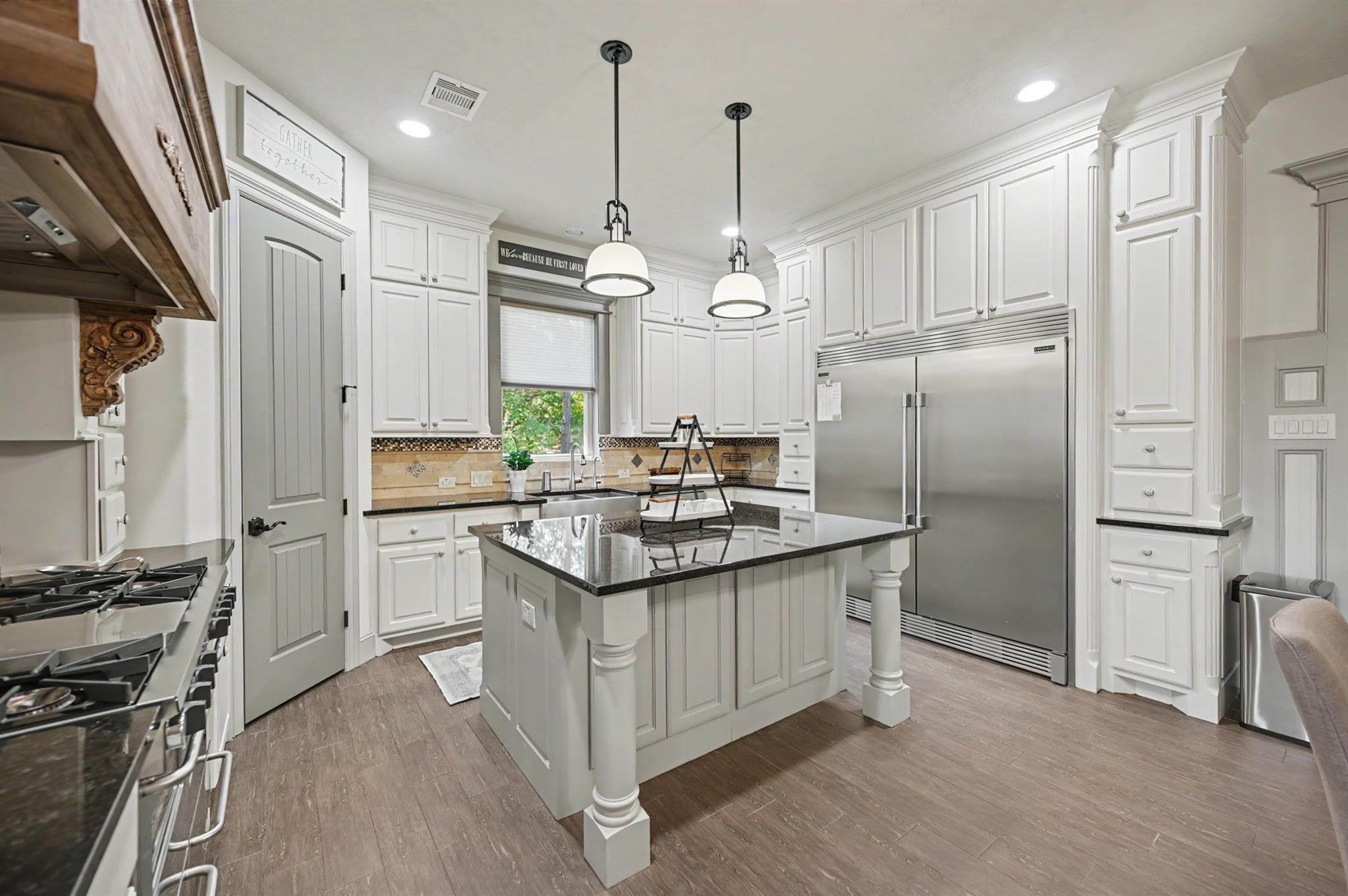 1833 Leela Springs Drive Property Photo 10