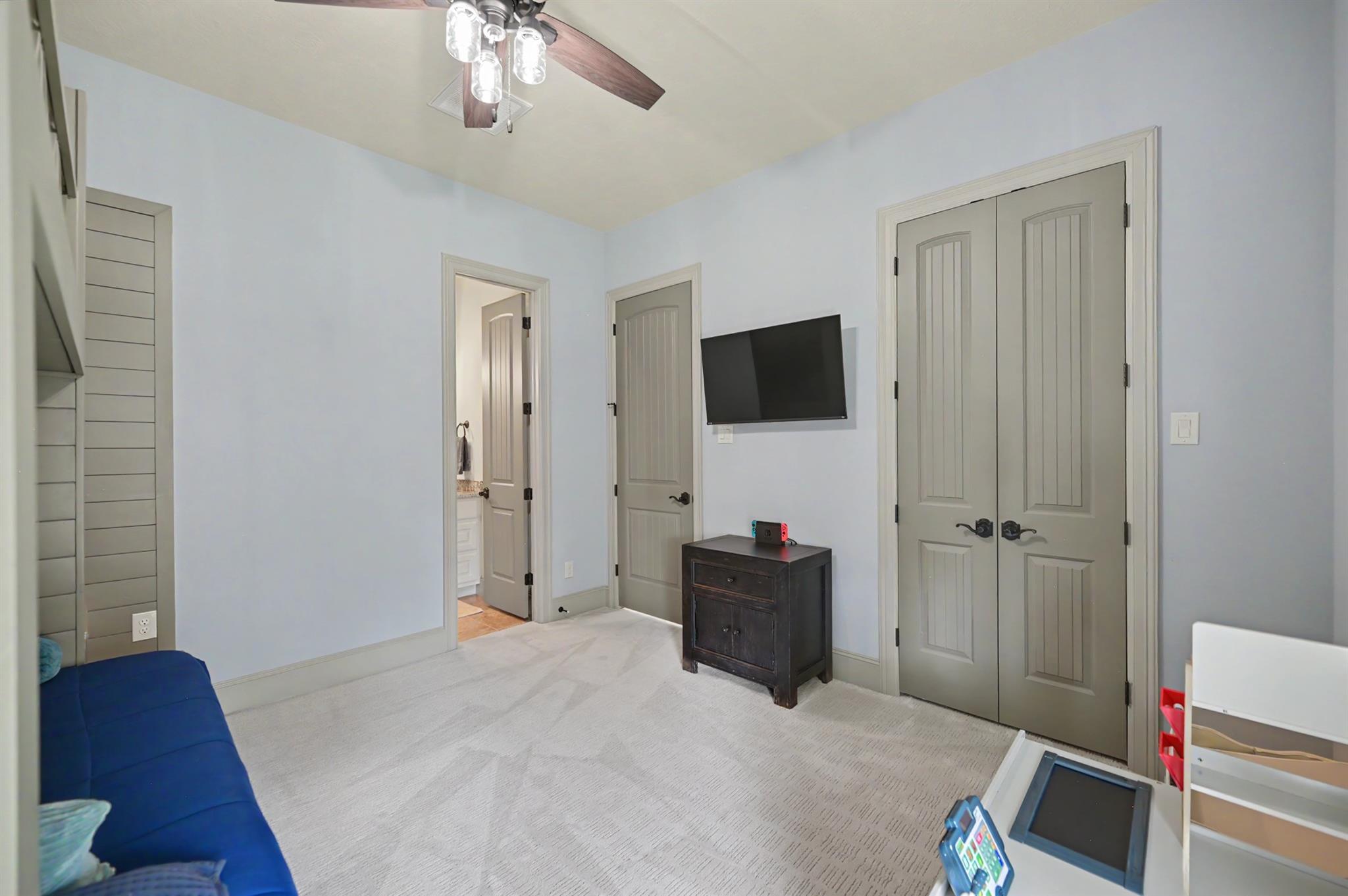 1833 Leela Springs Drive Property Photo 26