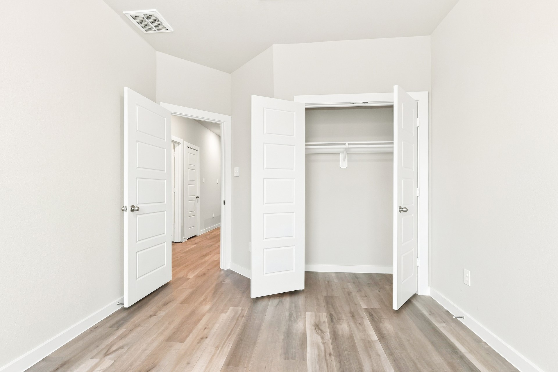 341 N Centro Circle Property Photo 11