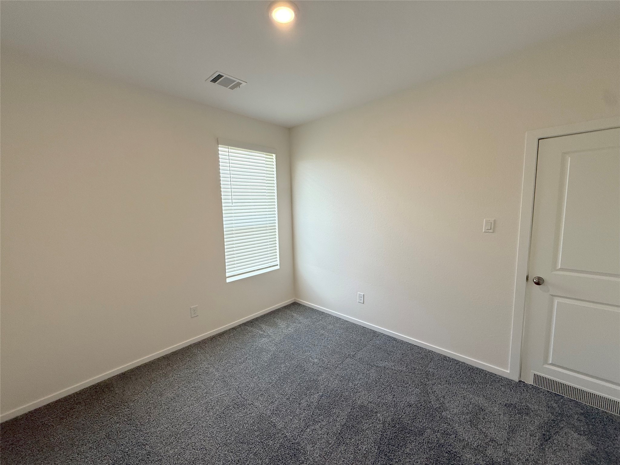 423 Amy Street Property Photo 10