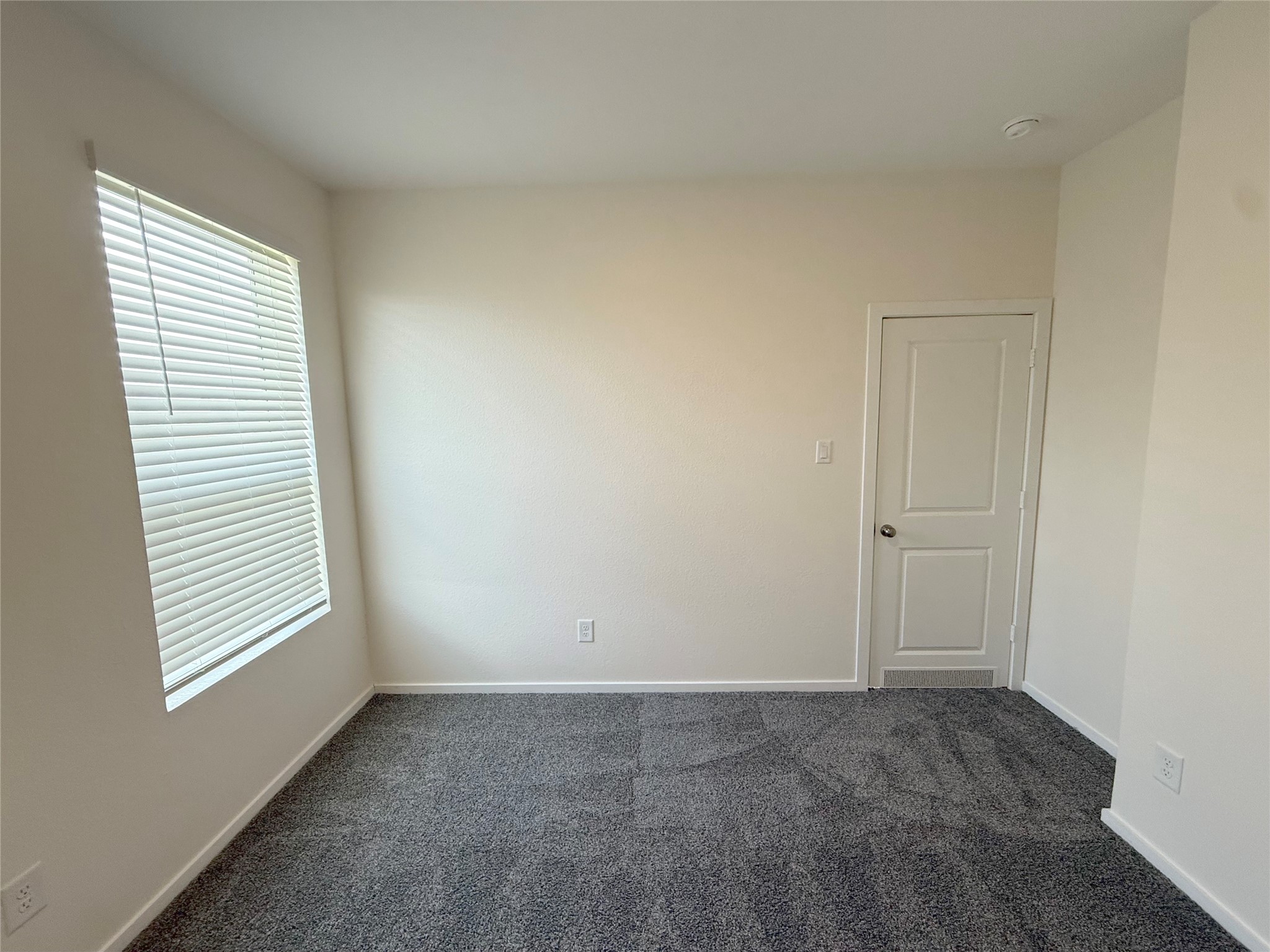 423 Amy Street Property Photo 11